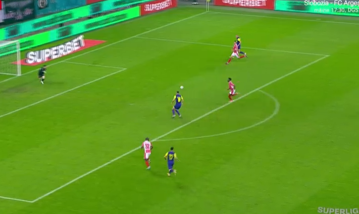 Cum a ratat de aici?! Ocazia incredibilă din Dinamo - CFR Cluj