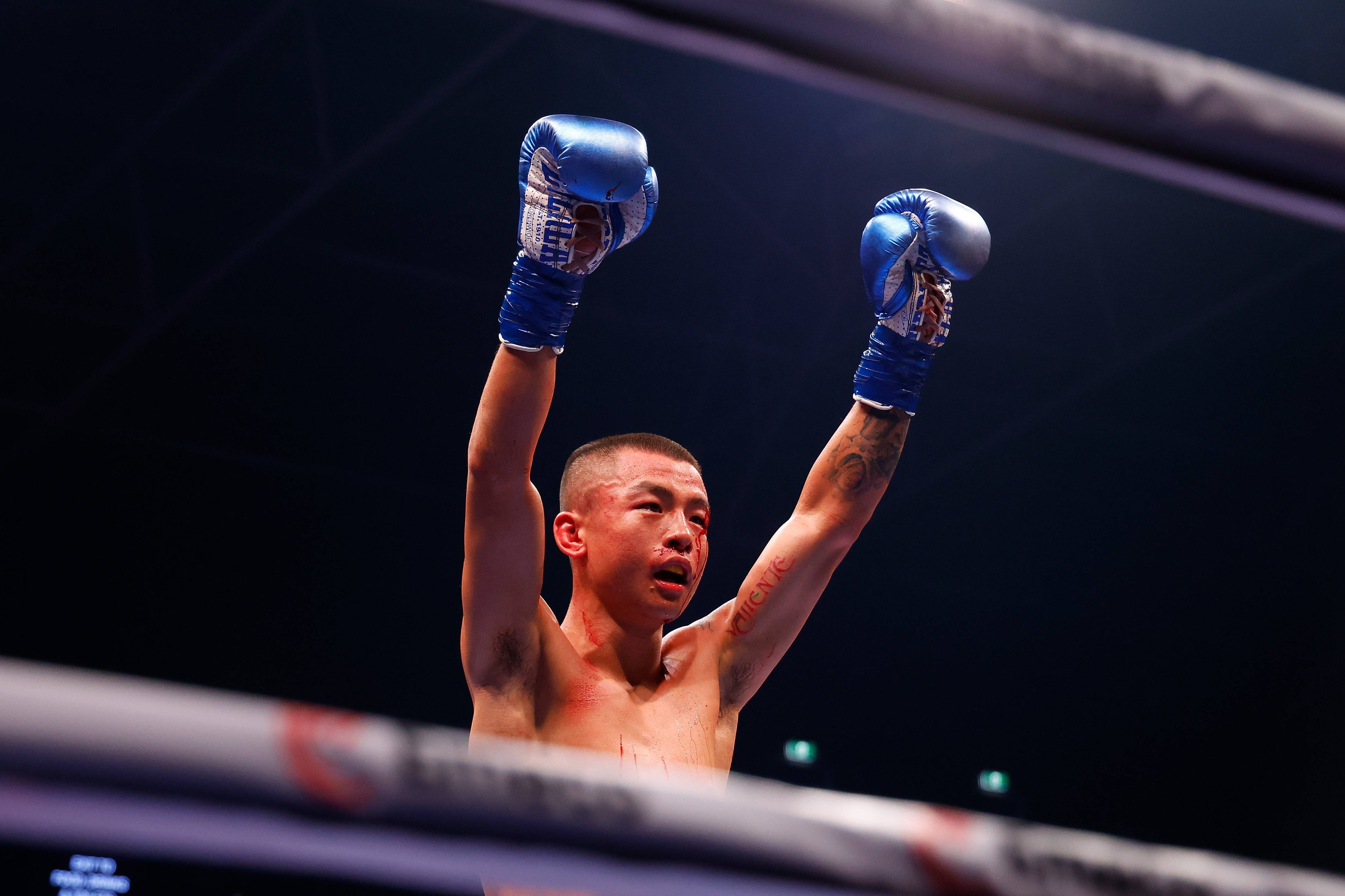 Campionul la box a divorțat de soție pentru că nu l-a lăsat să se bată! Povestea face &icirc;nconjurul lumii