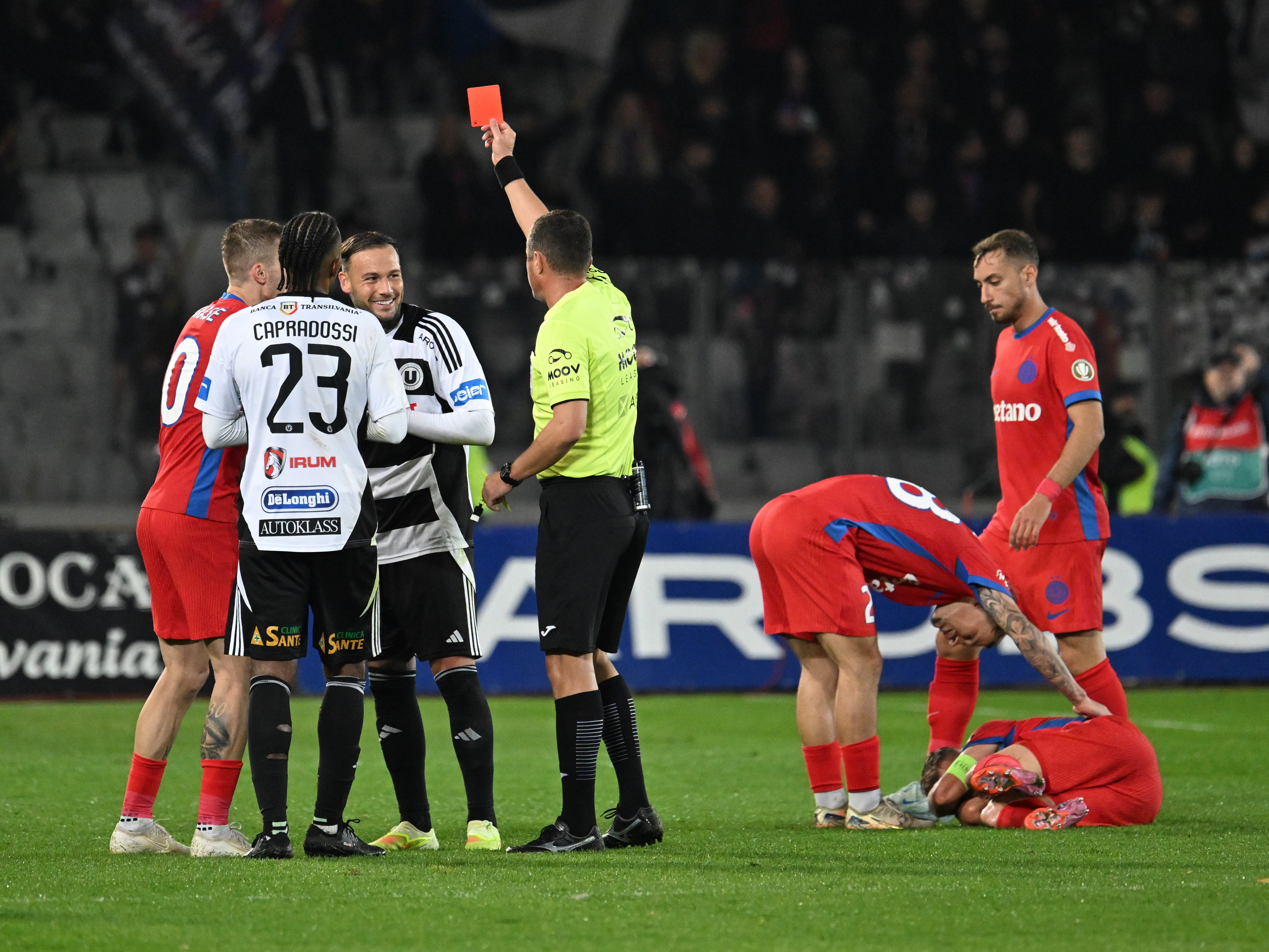 Urgia după Murgia sau Pomana de la Cluj. Caramavrov disecă fazele-cheie din &bdquo;U&rdquo; &ndash; FCSB 0-2