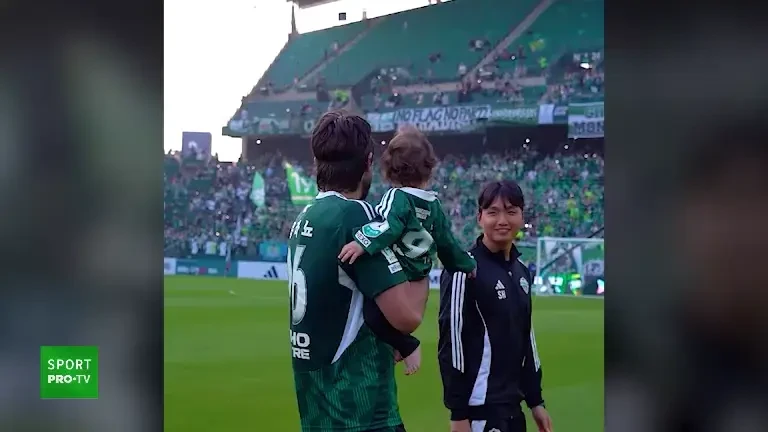 Compagno s-a mândrit cu copilul său în fața fanilor coreeni