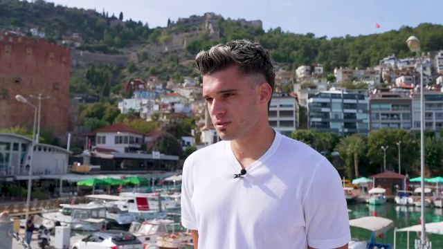 Ianis Hagi a reacționat &icirc;ntr-un interviu pentru PRO TV după decesul lui Emerich Ienei