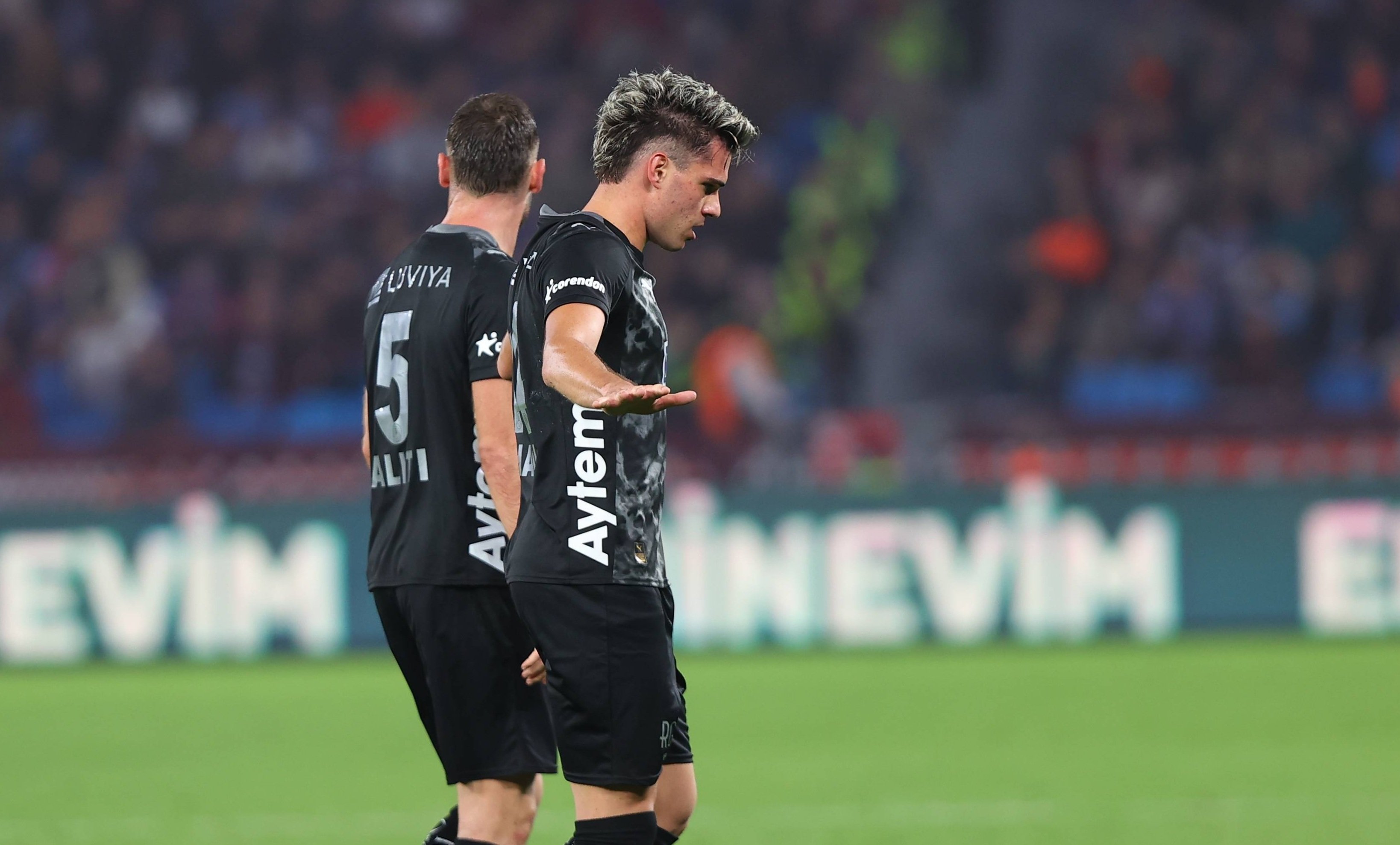 Antrenorul lui Alanyaspor a reacționat după super-golul marcat de Ianis Hagi: &rdquo;Nu cred că a mai făcut cineva asta!&rdquo;