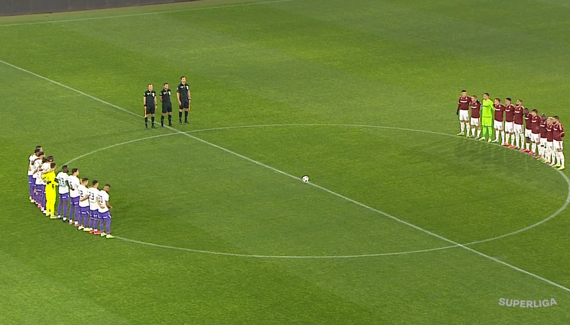 Ce s-a auzit &icirc;n Giuleşti &icirc;n timpul momentului de reculegere pentru Emeric Ienei, &icirc;nainte de Rapid - FC Argeş