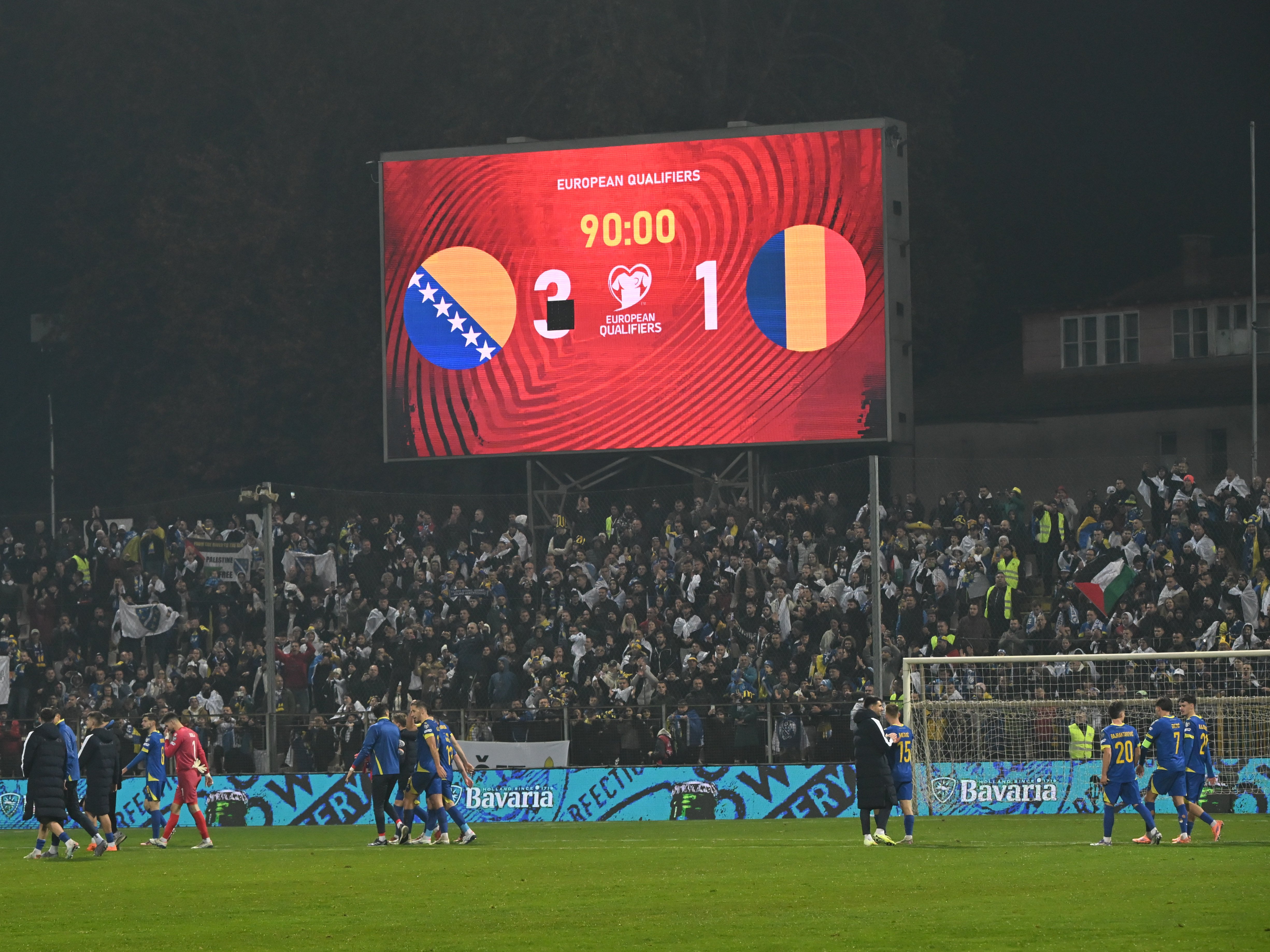 Două motive pentru care Rom&acirc;nia - San Marino se joacă fără miză. Stadionul din țara noastră, comparat cu arena de la Zenica