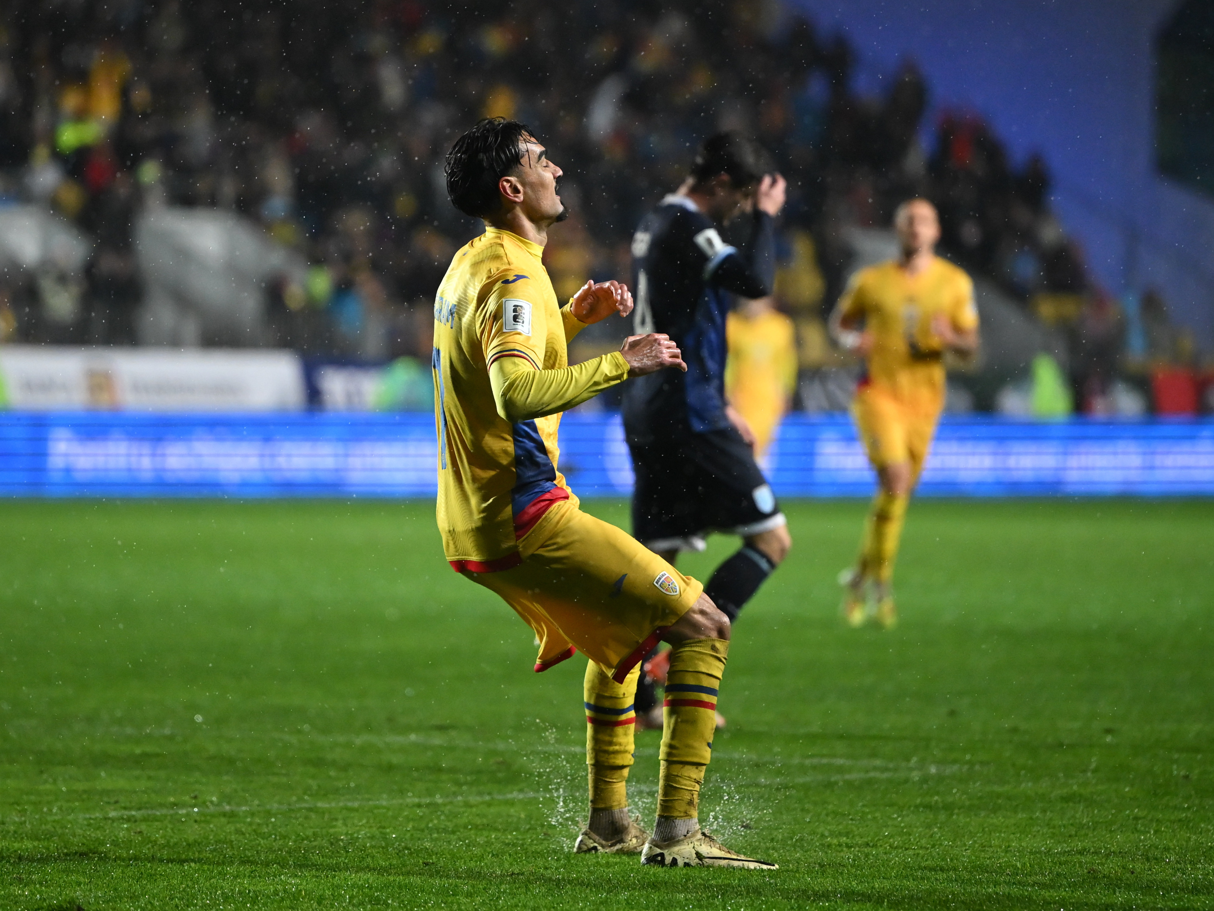 Ștefan Baiaram a spălat rușinea cu San Marino la primul gol pentru echipa națională. Borna lui Dennis Man