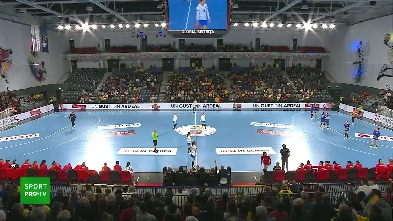 România - Cehia, Trofeul Carpați (primele 5 minute)