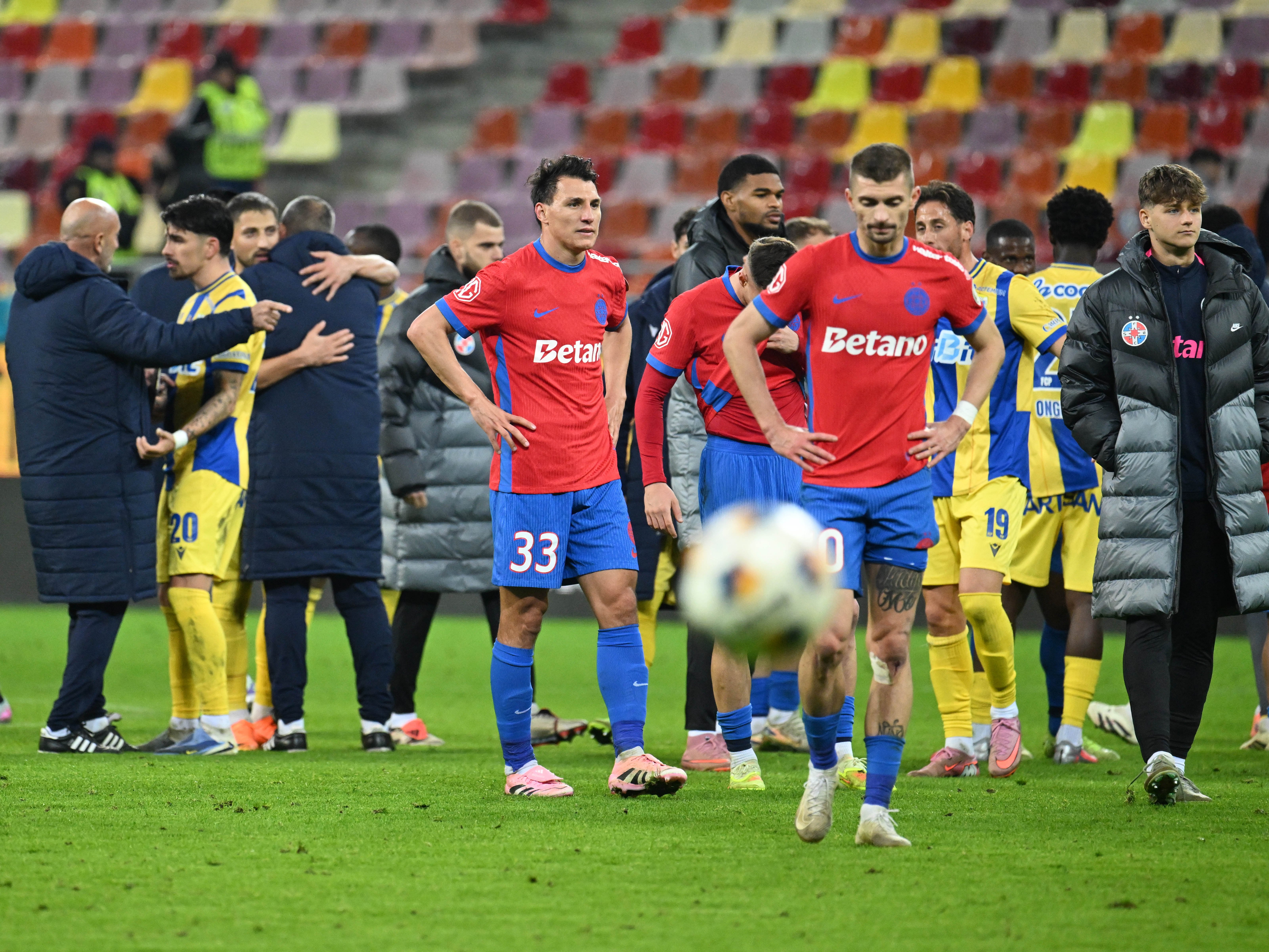 S&acirc;rbii, fără dubii după ce au văzut-o pe FCSB &icirc;naintea meciului cu Steaua Roșie: &rdquo;Suntem mai buni ca ei!&rdquo;