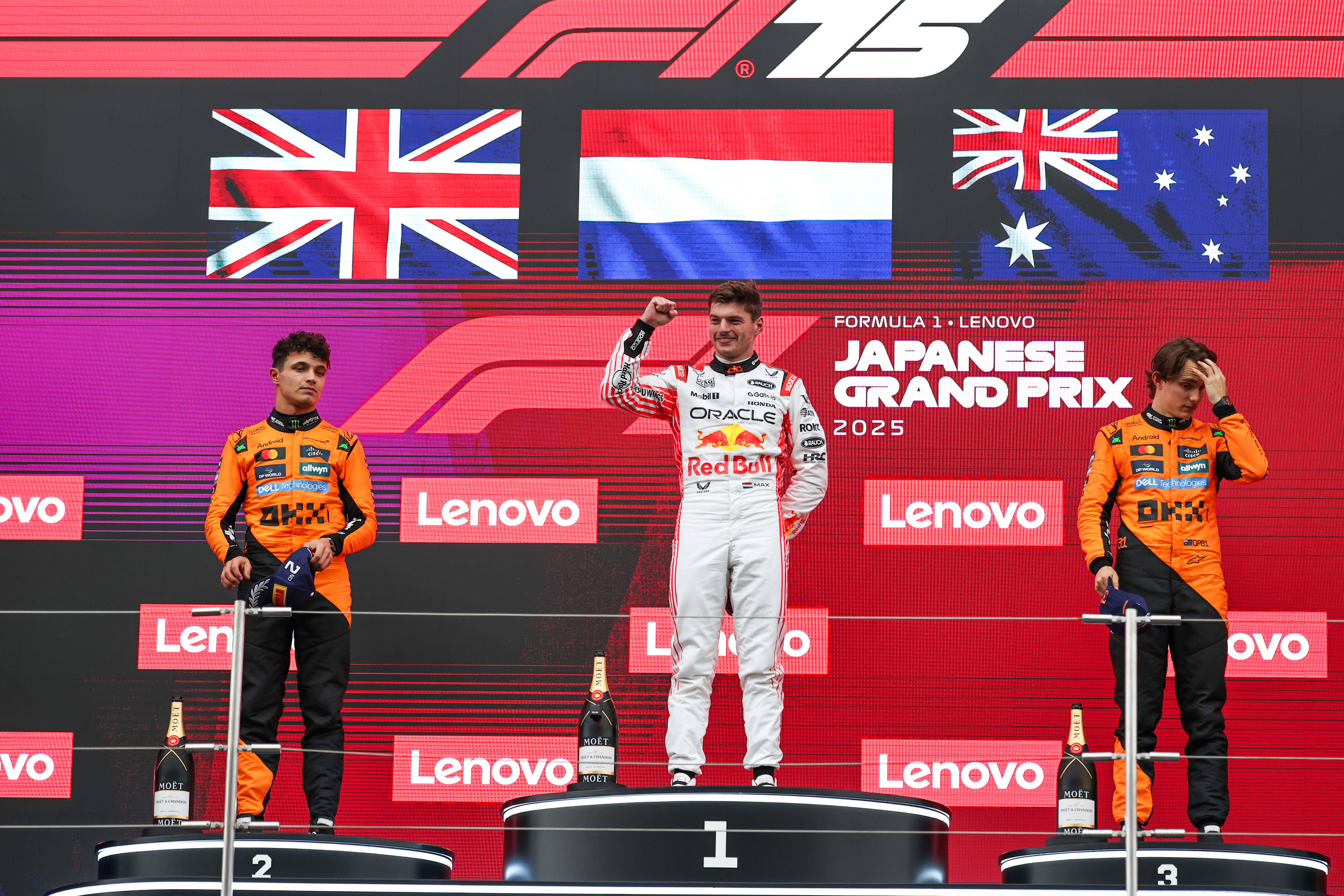 Norris și Piastri, descalificați după cursa din Las Vegas! Verstappen a topit diferența față de piloții McLaren