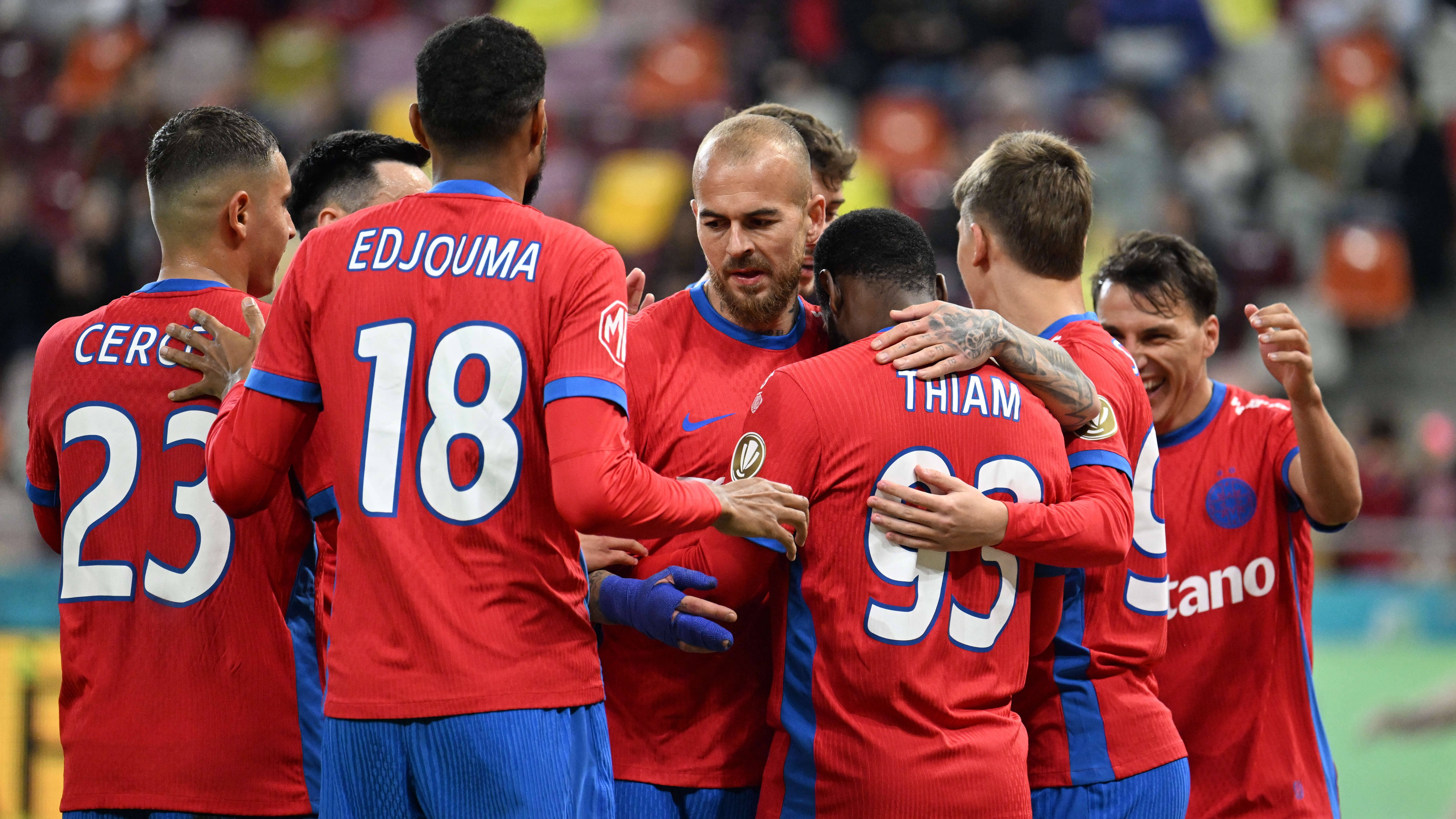 Grasul de la FCSB, pus la zid: &bdquo;Greoi, nepregătit fizic, fundul mare&ldquo;