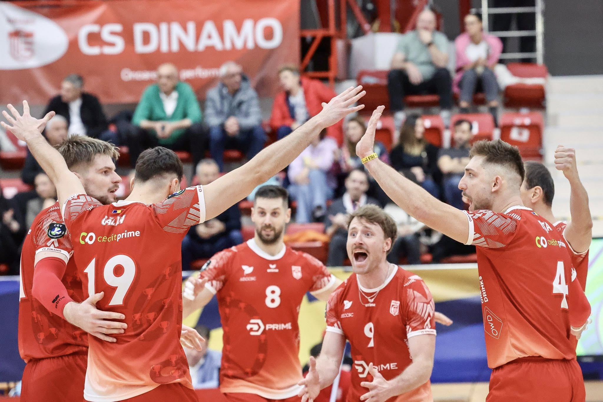 C&acirc;t s-a &icirc;ncheiat derby-ul Dinamo - Rapid, c&acirc;ndva finală de Champions League!