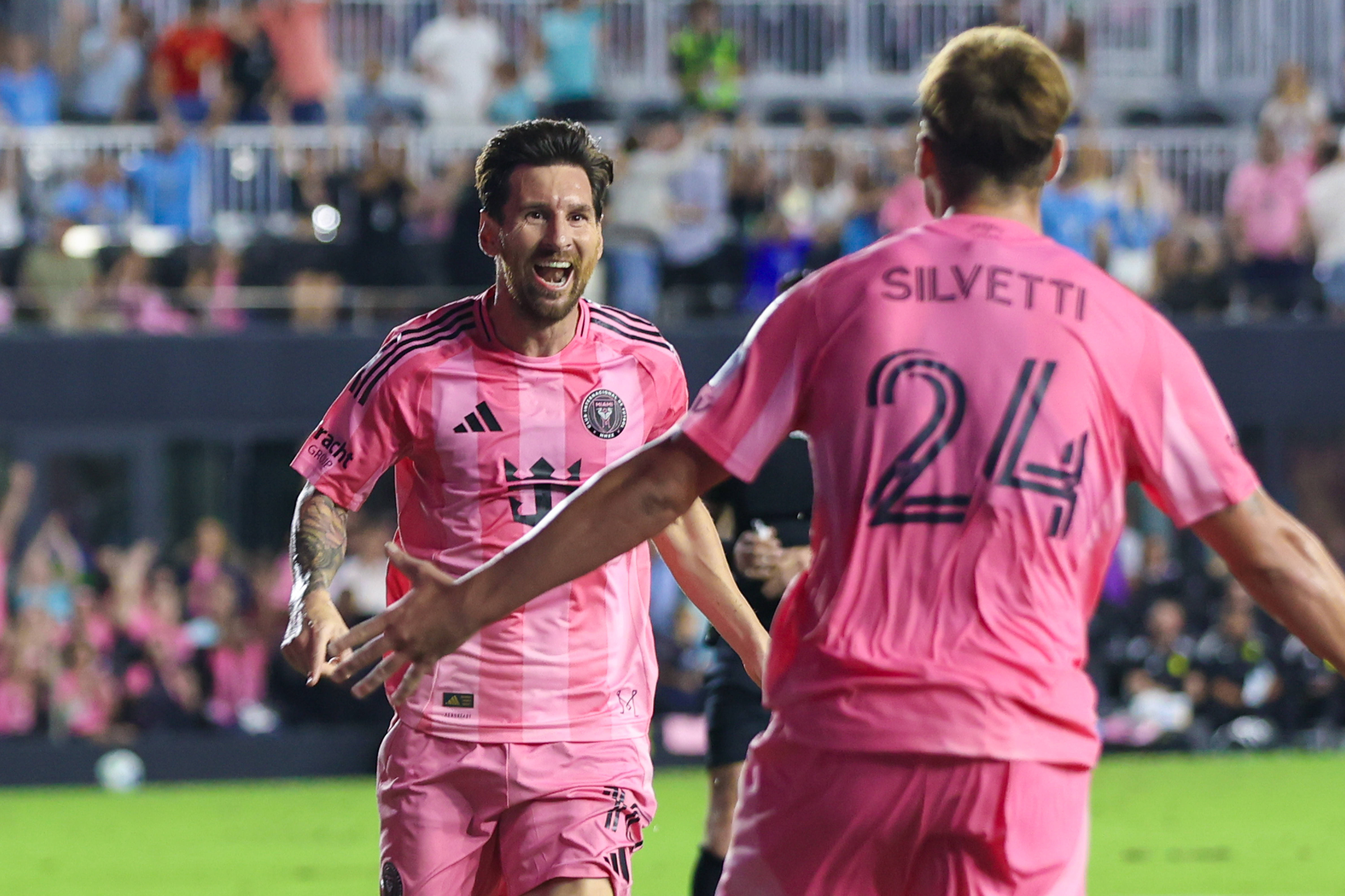 Lionel Messi show! Patru goluri rezolvate de starul lui Inter Miami, iar echipa este &icirc;n finală