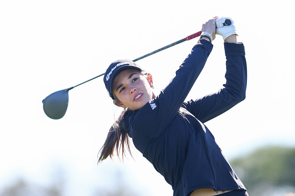 Debut de coșmar pentru nepoata lui Donald Trump &icirc;n competițiile de golf. Pentru ce echipă va evolua t&acirc;nara sportivă
