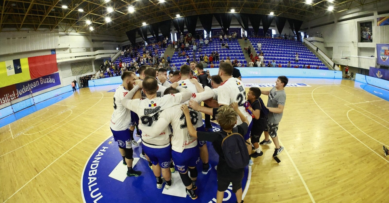 HC Buzău &icirc;nt&acirc;lneşte clubul bosniac RK Konjuh Zivinice &icirc;n optimile European Cup