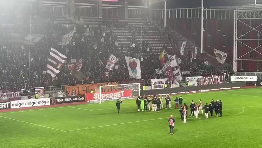 &rdquo;Cine e pe primul loc, cine e pe primul loc, Rapidul e&rdquo;