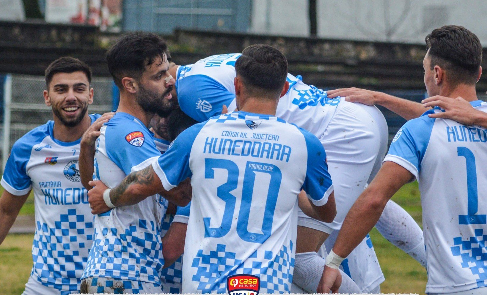 Corvinul, ce echipă! Trupa din Hunedoara răm&acirc;ne invincibilă după o nouă victorie spectaculoasă &icirc;n Liga 2