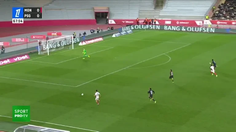 Minamino &icirc;nscrie, Monaco - PSG 1-0 &icirc;n Ligue 1! (minutul 68)
