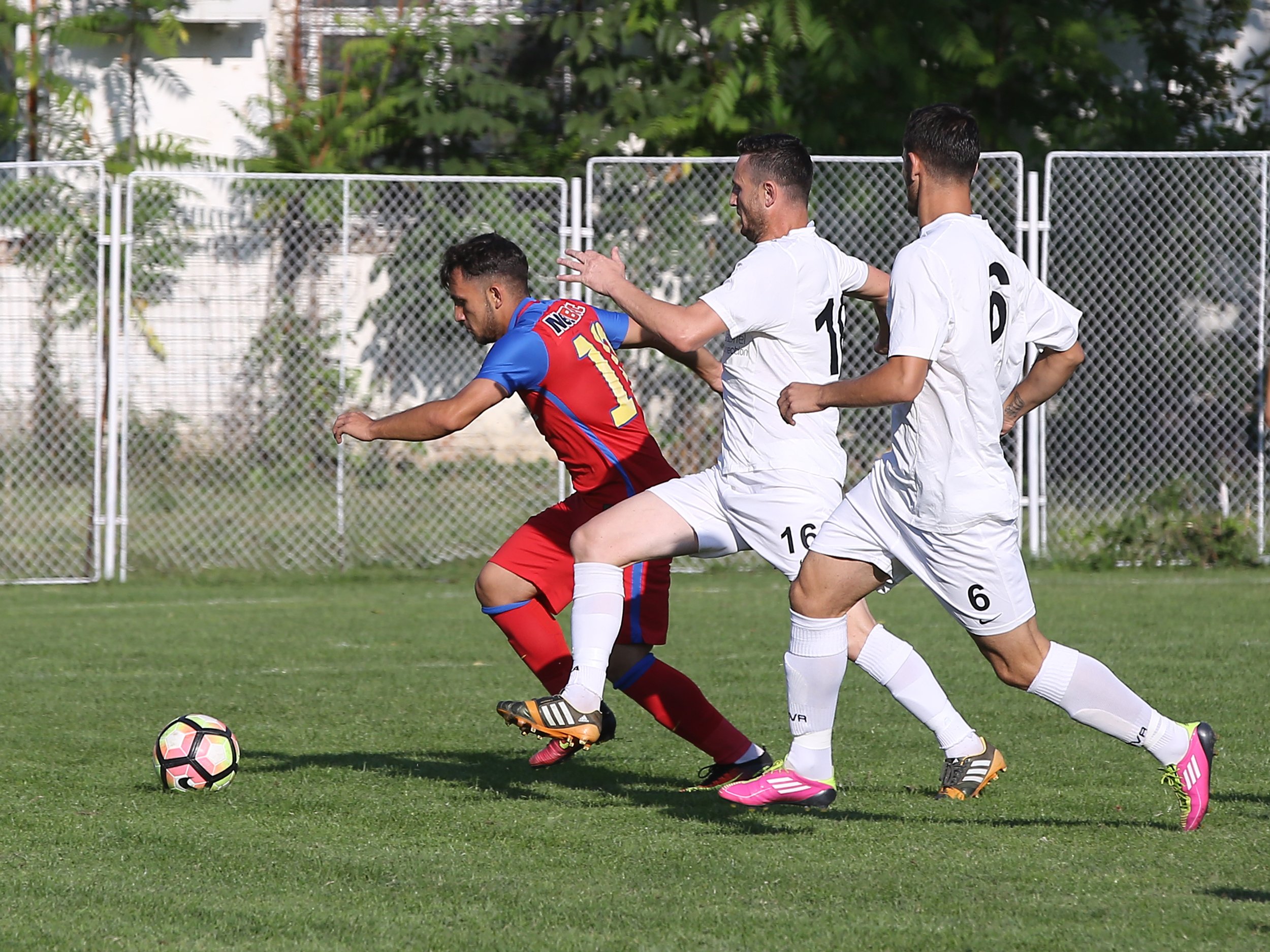 Unde s-ar fi văzut astăzi Robert V&icirc;lceanu, &bdquo;diamantul&rdquo; de la FCSB retras din cauza accidentărilor: &bdquo;100%&rdquo;