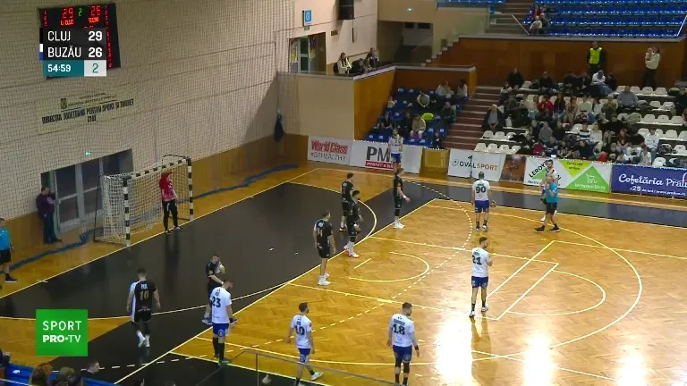U Cluj - HC Buzău 33-31 &icirc;n Liga Zimbrilor (04.12.2025)
