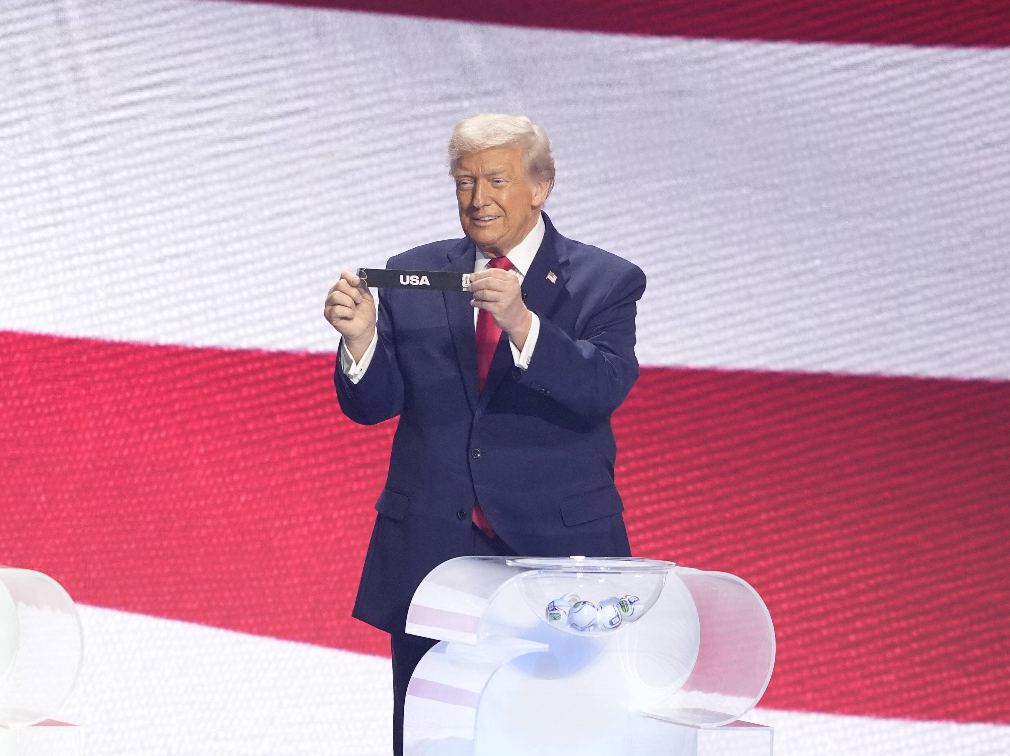 Donald Trump, criticat de CNN pentru discursul de la acordarea Premiului FIFA pentru Pace: &bdquo;A fost contestat&rdquo;