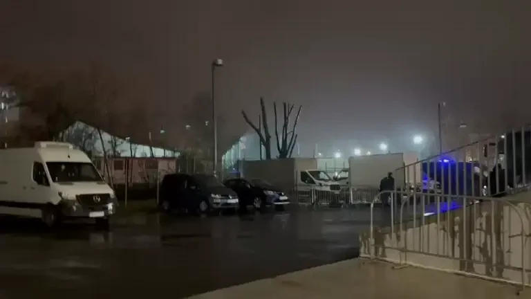 Dinamoviștii au ajuns cu autocarul la derby-ul cu FCSB de pe Arena Națională (06.12.2025)