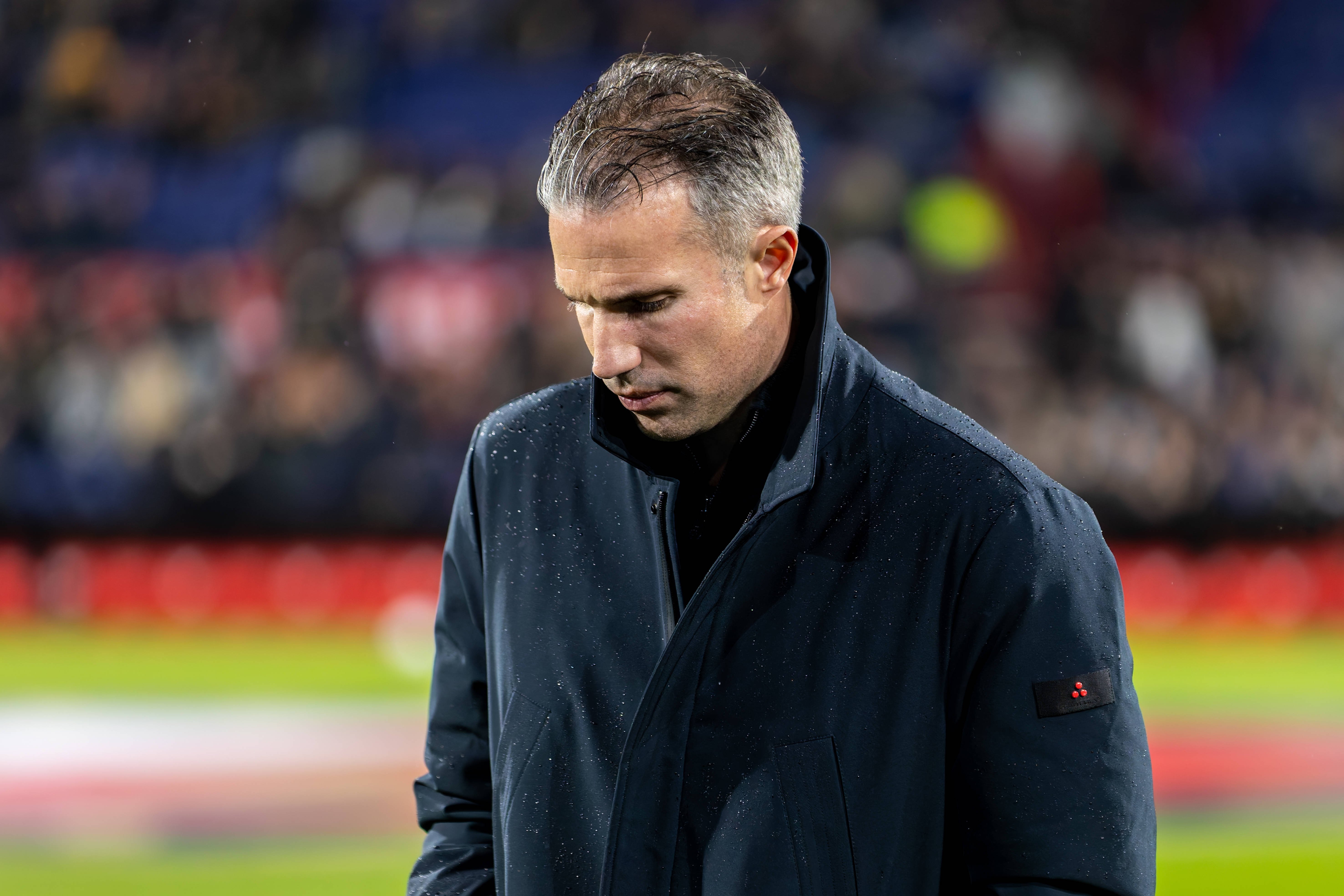 Lovitura grea primită de Van Persie &icirc;nainte de FCSB &ndash; Feyenoord! Anunțul venit din Olanda