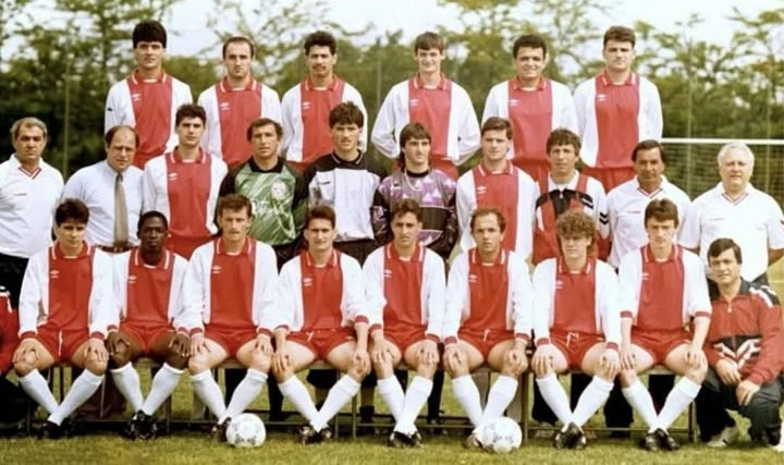 Cum arăta echipa-tip a lui Dinamo, campioană invincibilă a Rom&acirc;niei &icirc;n anii 90: &rdquo;El a format acea echipă&rdquo;