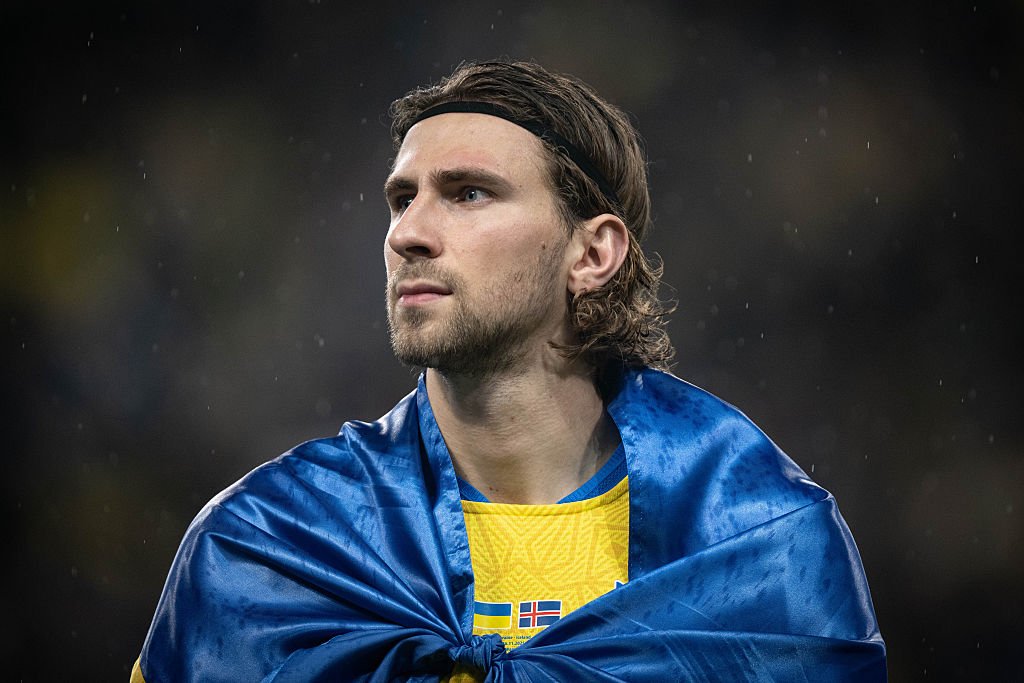 PSG ar vrea să-l v&acirc;ndă pe ucraineanul Zabarnyi, care nu a făcut niciun gest de &icirc;mpăcare cu rusul Safonov!