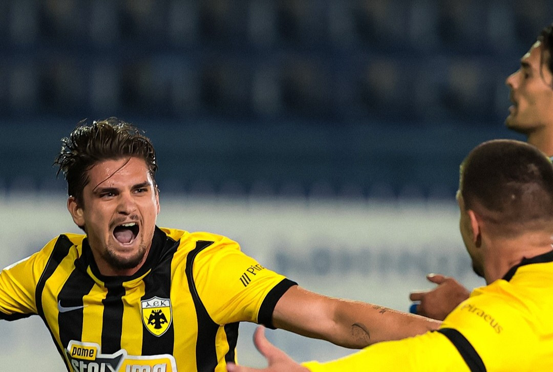 &bdquo;I-a ridicat &icirc;n picioare pe fani!&rdquo; Execuția senzațională a lui Răzvan Marin, elogiată de greci