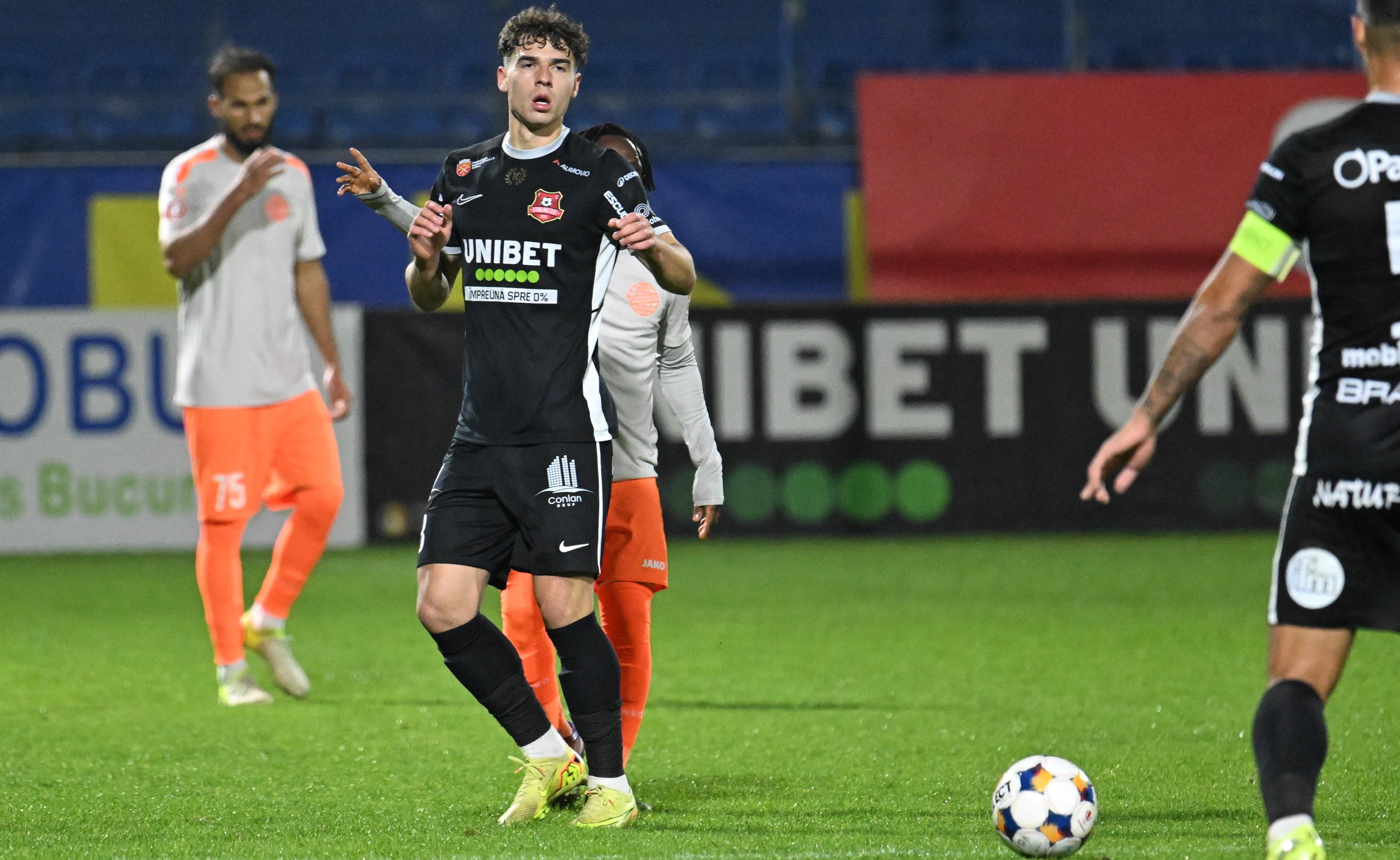 Poate face față Kevin Ciubotaru la FCSB? Verdictul fostului lider al roș-albaștrilor