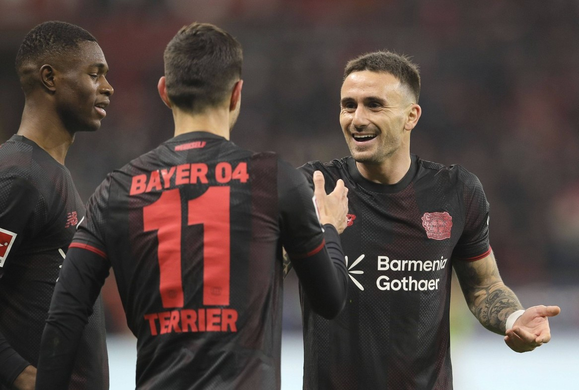 Fostul dinamovist Aleix Garcia, &icirc;n Top 11 cei mai buni jucători din Bundesliga! Leverkusen, gol din scorpion-kick &icirc;n ultimul meci