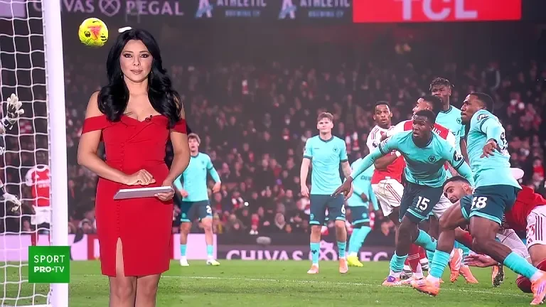 Arsenal a c&acirc;știgat pe final cu ultima clasată, cu două autogoluri! City a bătut și răm&acirc;ne pe 2 &icirc;nainte de Crăciun. Etapa se &icirc;ncheie m&acirc;ine seara pe VOYO, cu meciul lui Manchester United (14.12.2025)