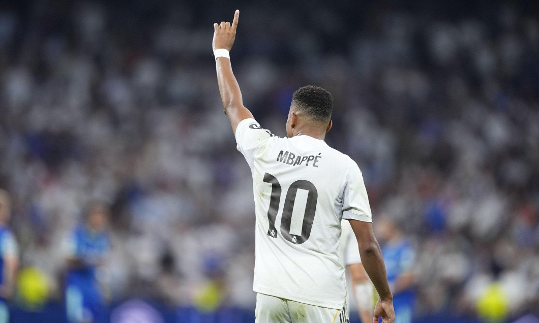 Mbappe, la un pas de recordul lui Cristiano Ronaldo! Francezul mai are nevoie de un singur gol