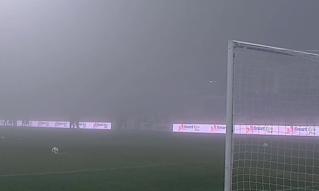 FC Botoșani - CFR Cluj, LIVE TEXT de la 20:00 | Meciul, &icirc;n pericol să nu se joace din cauza ceții. FOTO