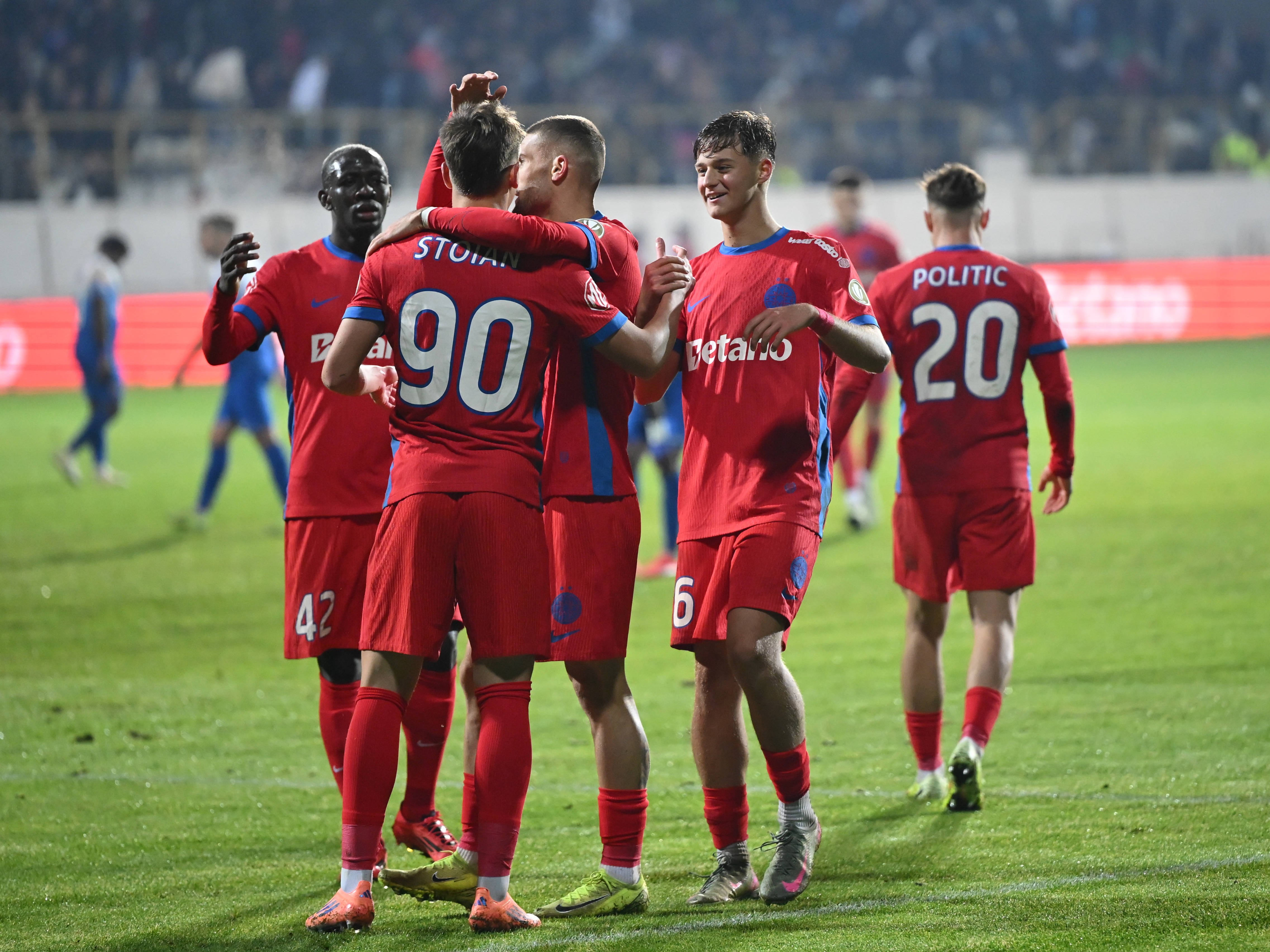 FCSB are atacant! Veste mare pentru campioană &icirc;naintea derby-ului cu Rapid