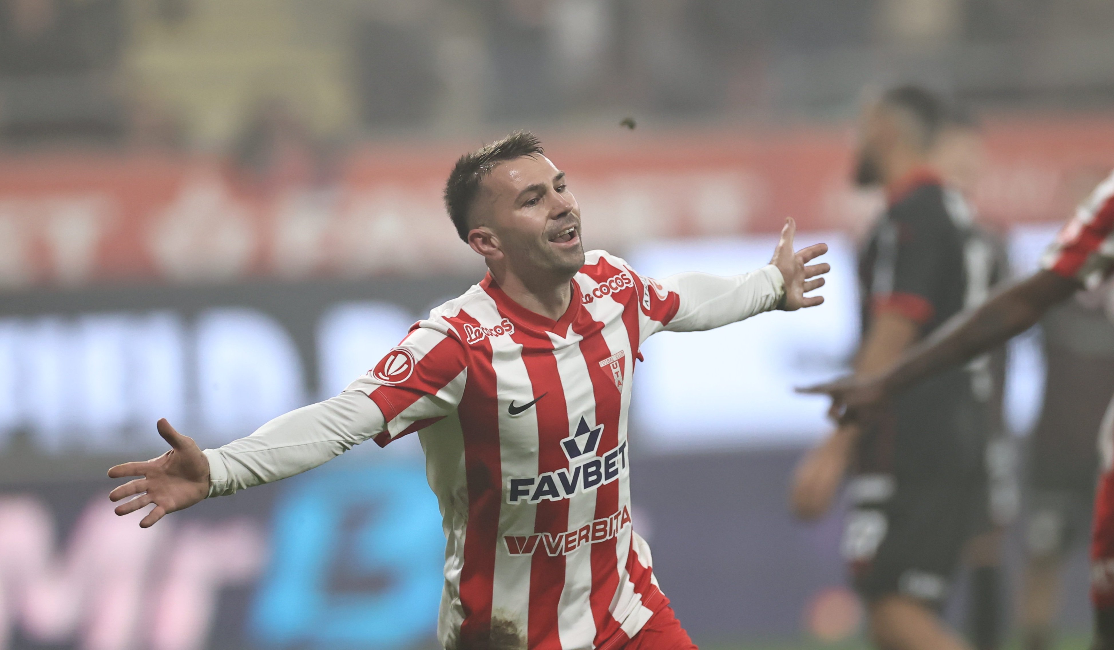 ACUM: UTA - Dinamo 2-0 | Final tare la Arad!