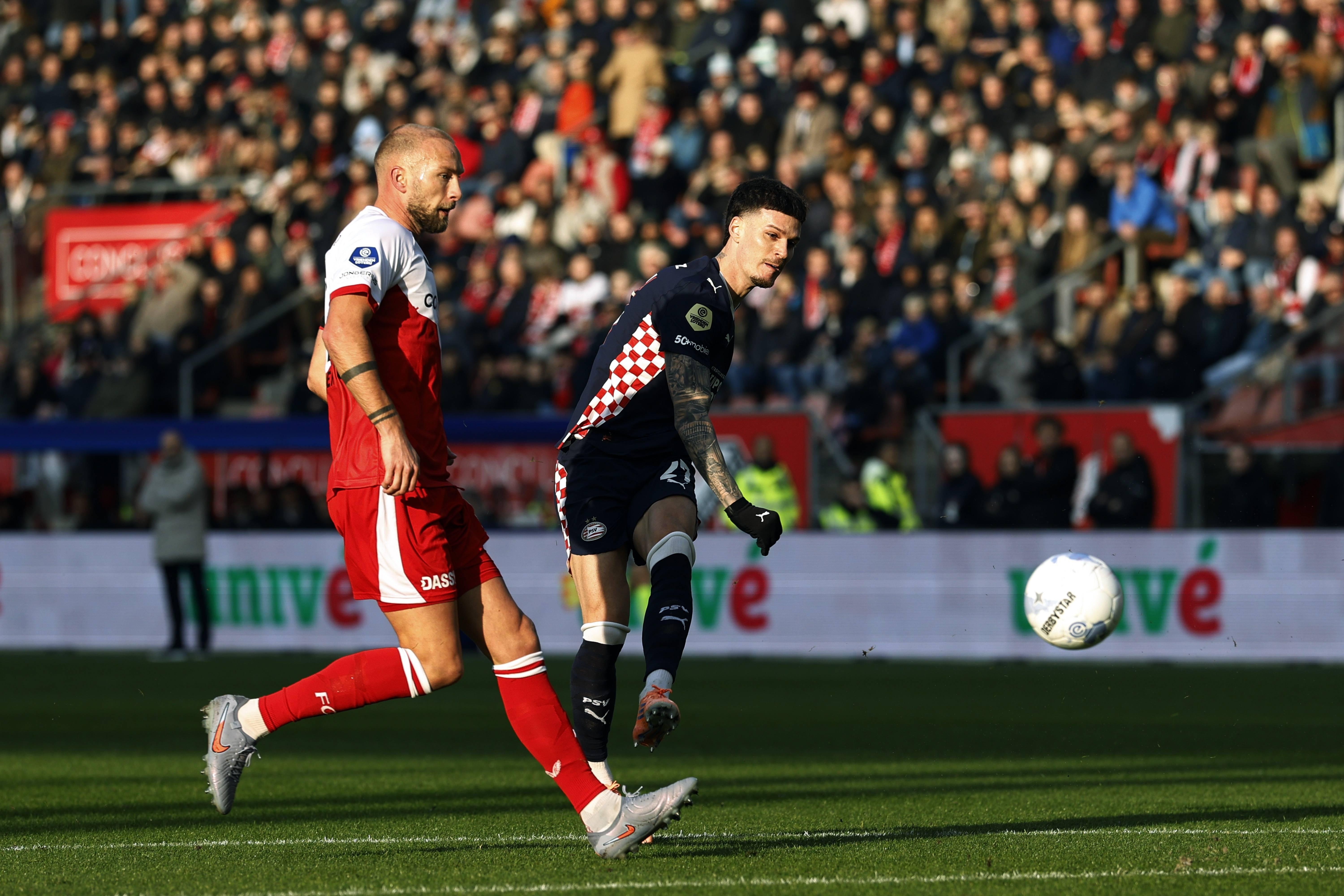 Olandezii nu au niciun dubiu! Dennis Man, &rdquo;veriga slabă&rdquo; a lui PSV: &rdquo;Bosz nu a avut nevoie de el!&rdquo;