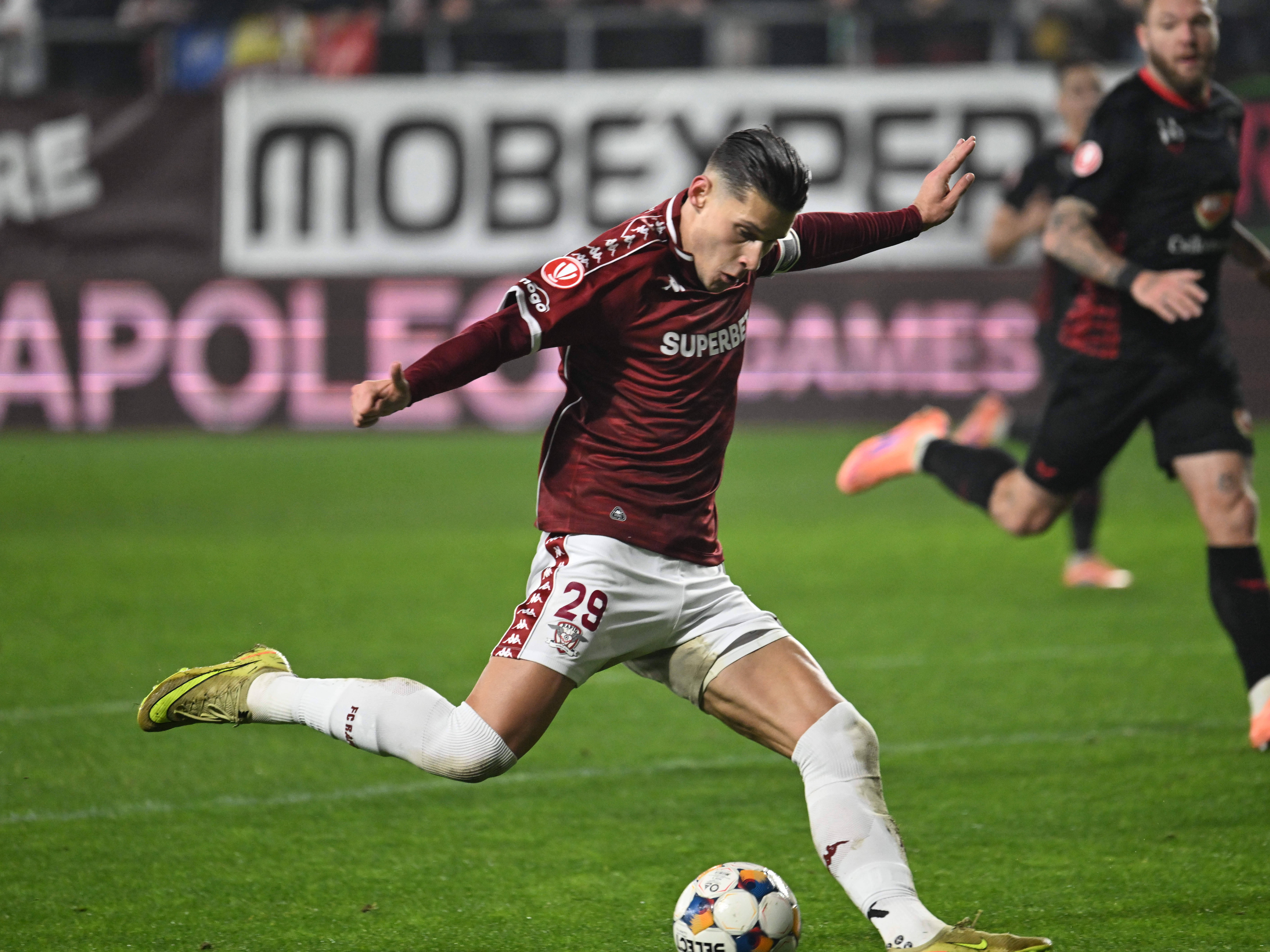 Alex Dobre acuză după FCSB-Rapid 2-1: &rdquo;Am văzut penalty la Hromada, l-am rugat pe Istvan Kovacs să se ducă la VAR!&rdquo;