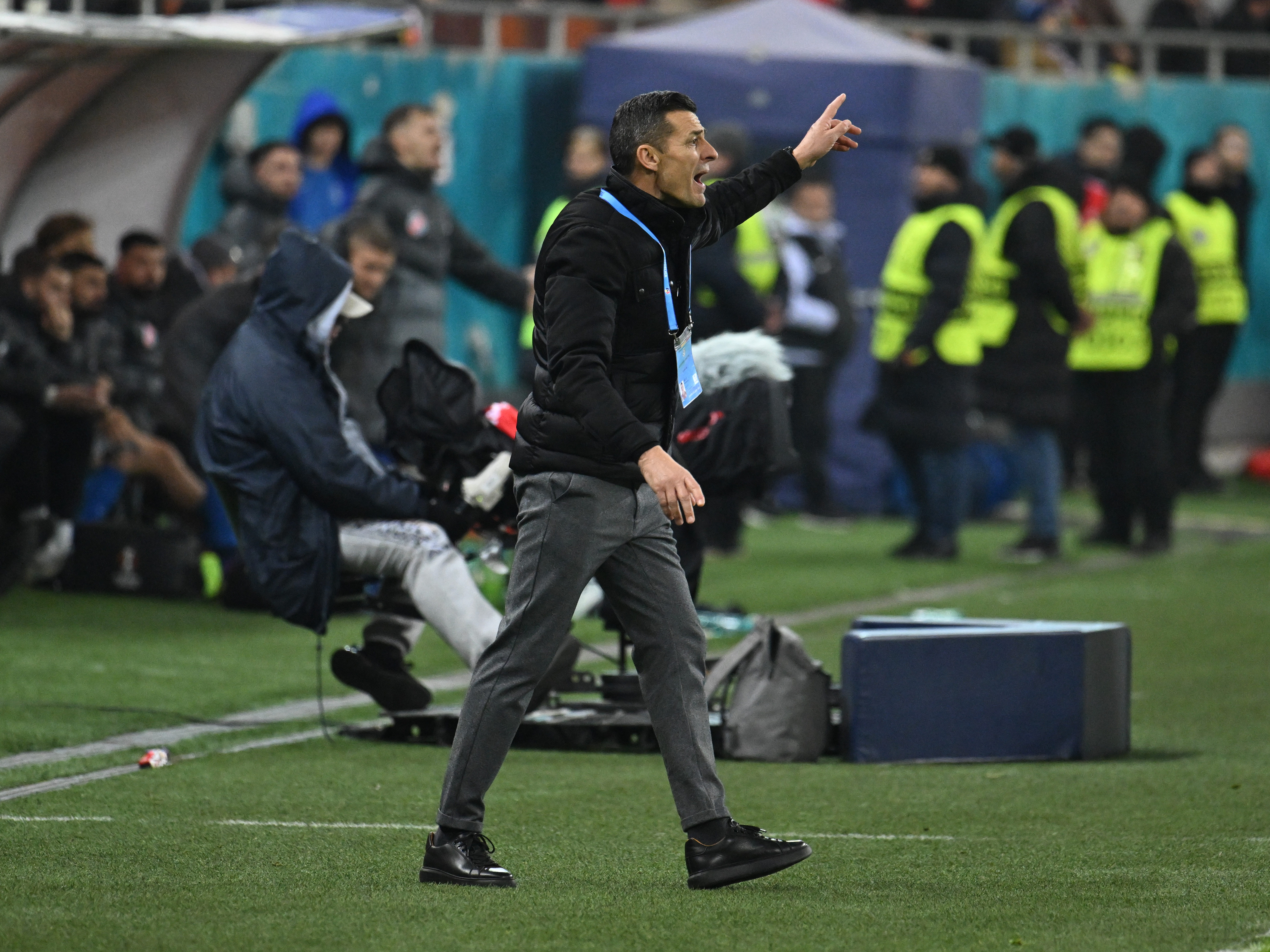 Concluzia trasă de Costel G&acirc;lcă după eșecul Rapidului din derby-ul cu FCSB: &rdquo;Nu am arătat bine &icirc;n ultimele etape&rdquo;