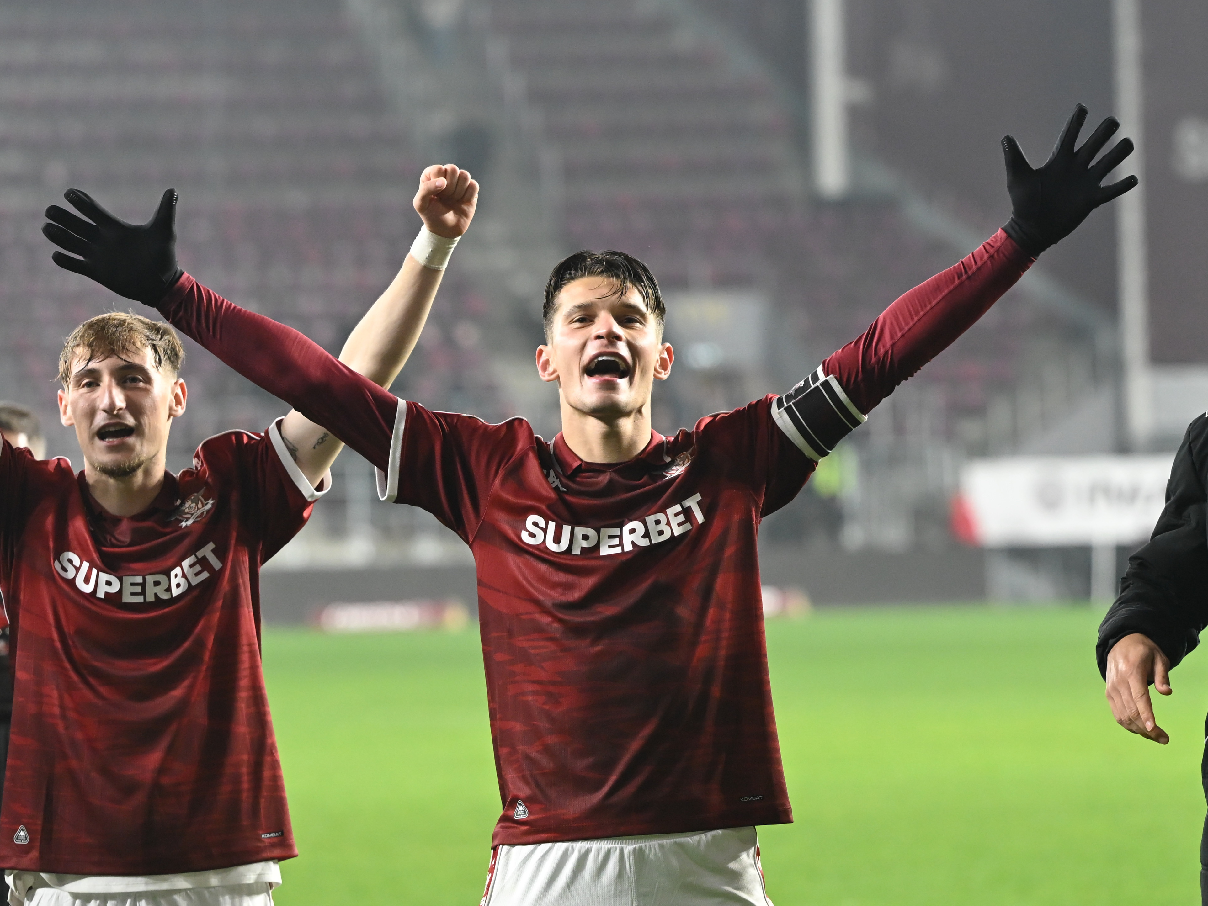 Răm&acirc;ne Rapid fără Alex Dobre? Mai &icirc;nt&acirc;i să facă asta, iar după să se g&acirc;ndească la transfer