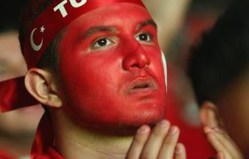 Turcia, zguduită &icirc;naintea barajului cu Rom&acirc;nia: ia amploare scandalul care a &icirc;ngrozit țara!