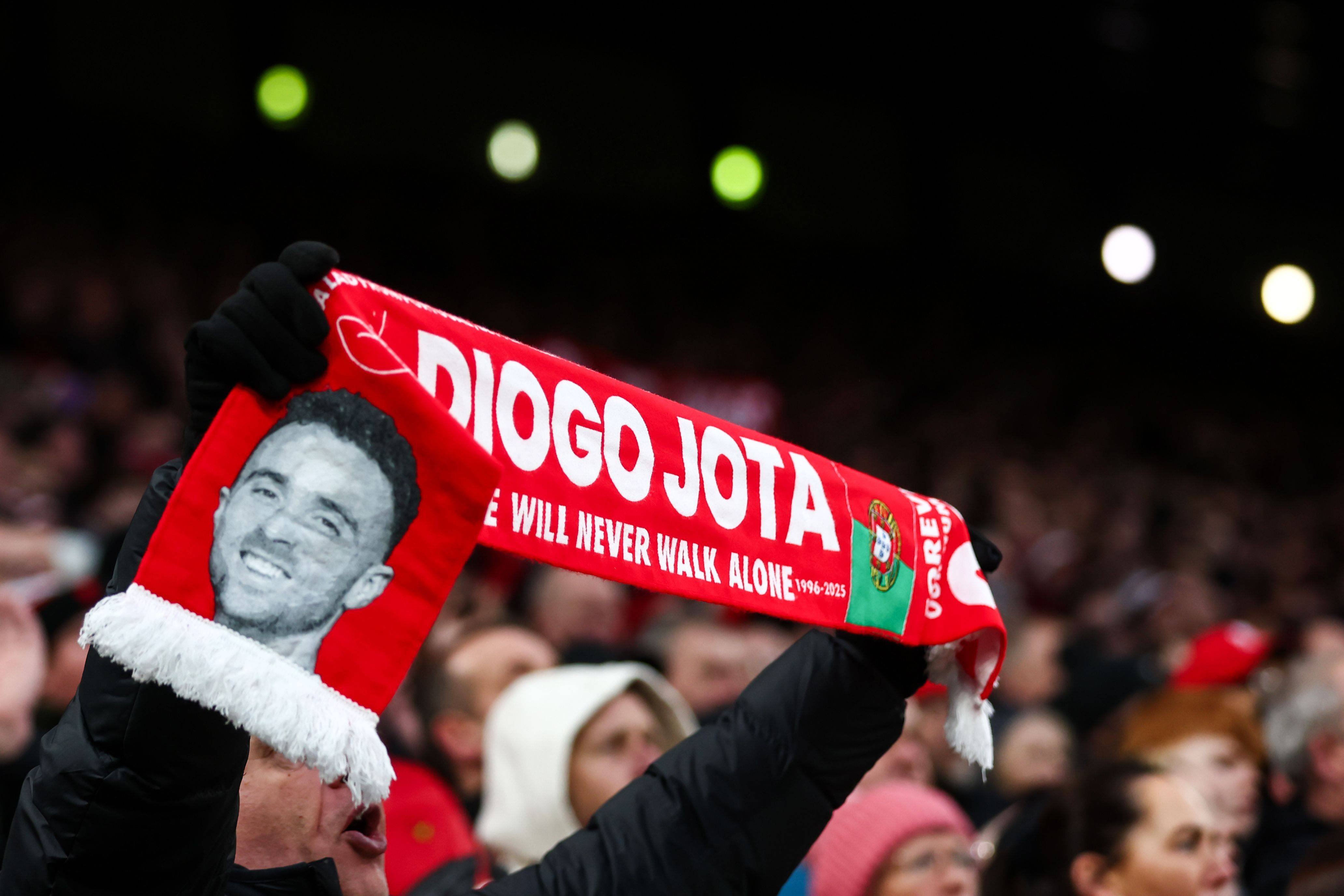 Emoție pe Anfield: copiii lui Diogo Jota, pe teren cu Van Dijk la duelul durerii dintre Liverpool și Wolves