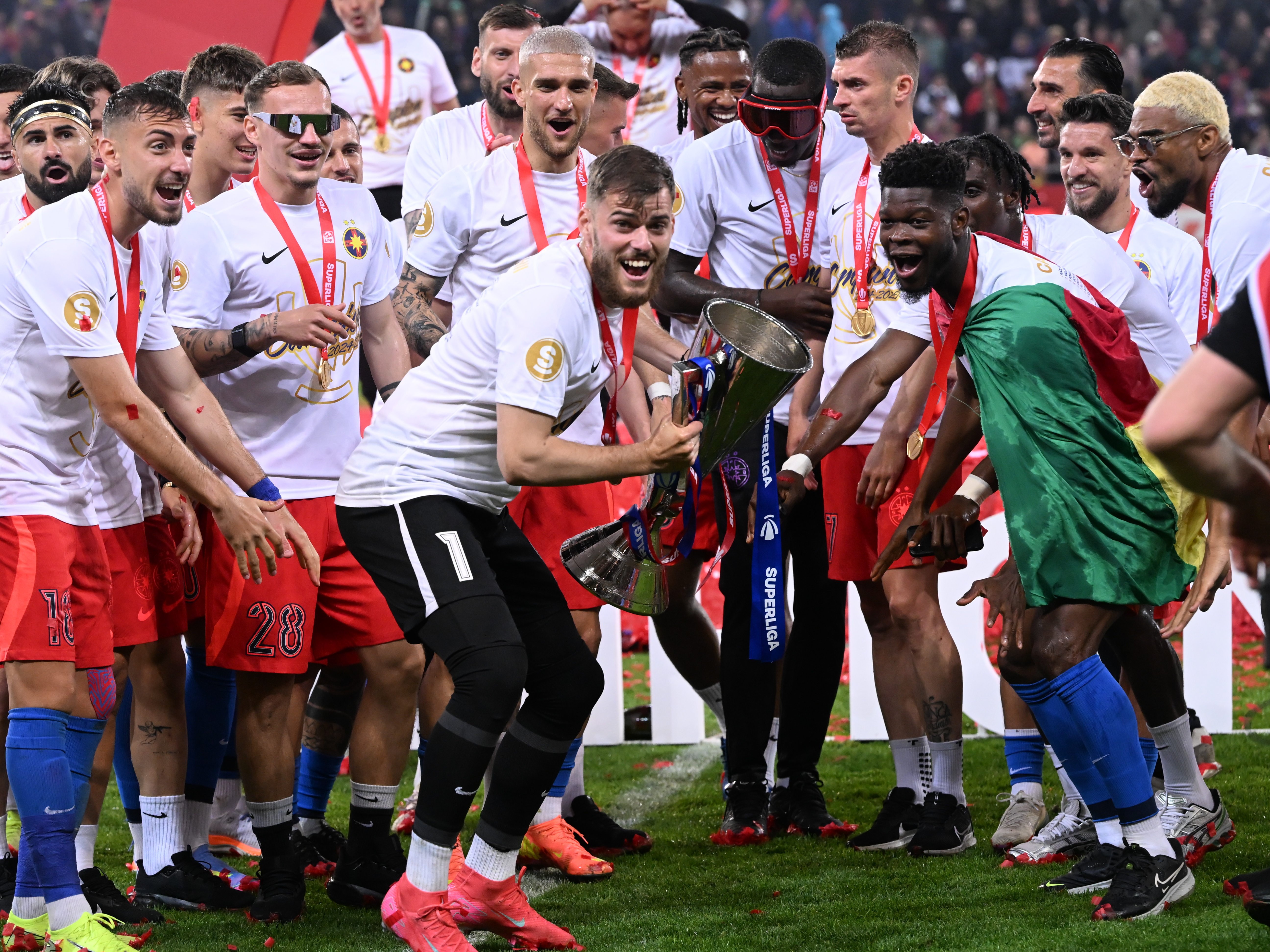 Fcsb universitatea craiova play off superliga superbet 17052025