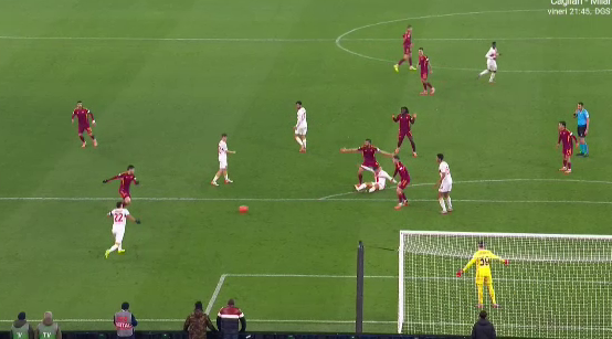 Gafă incredibilă &icirc;n apărarea lui Genoa! Echipa lui Dan Șucu, iertată de Roma după 0-3 la pauză