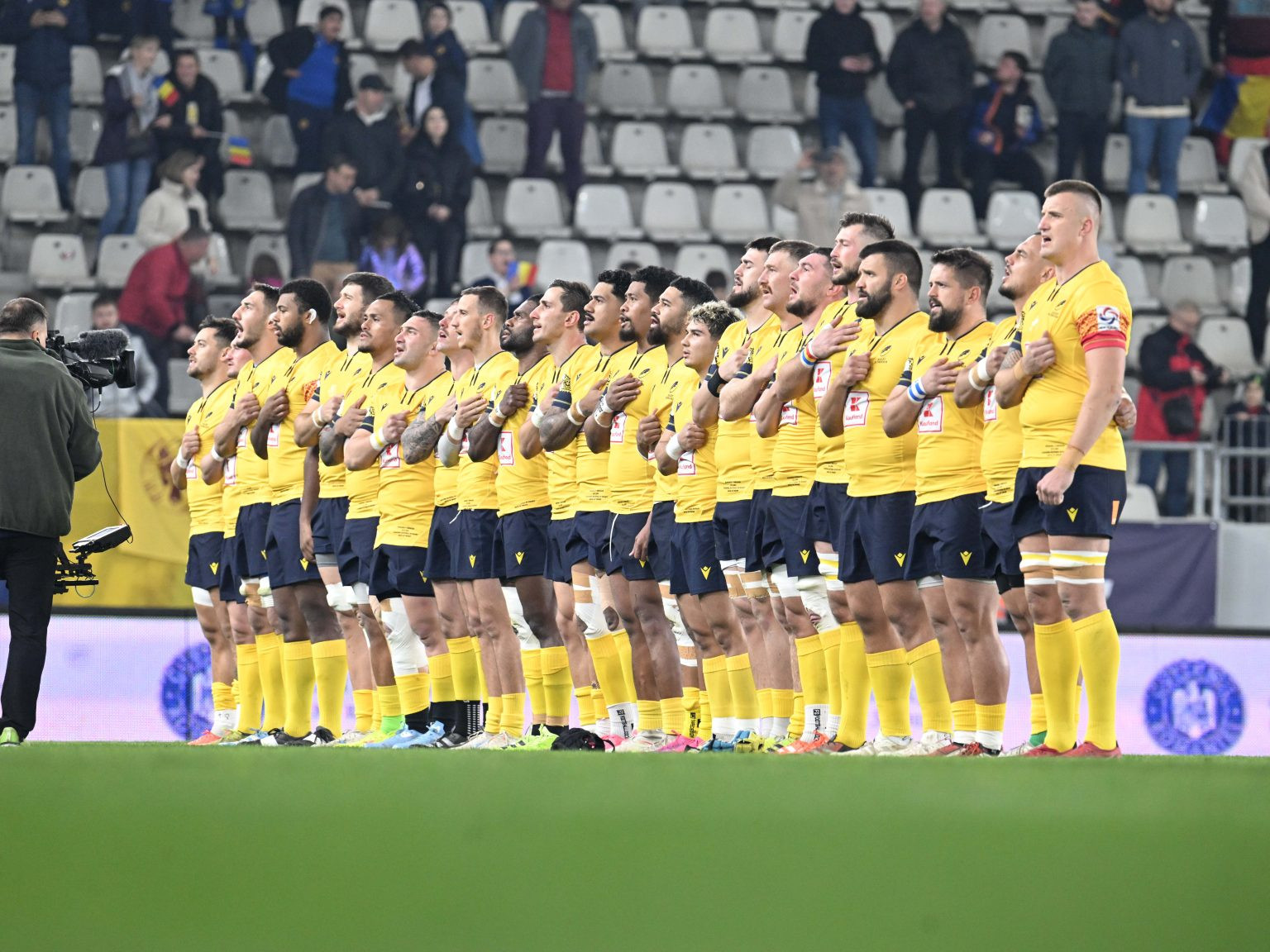 Așa arată lotul Rom&acirc;niei! Ei sunt cei 34 de jucători convocați pentru stagiul din ianuarie