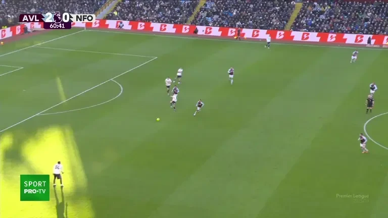 Morgan Gibbs-White reduce din diferență printr-o execuție rafinată: Aston Villa - Nottnigham Forest 2-1 (03.01.2026)