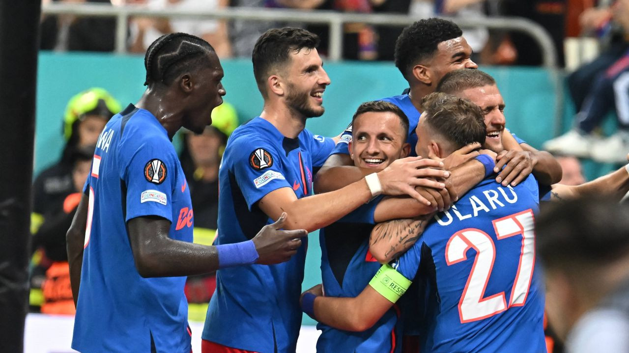 Un om de bază de la FCSB nu a plecat cu echipa &icirc;n Antalya: &bdquo;I s-a anulat zborul&rdquo;