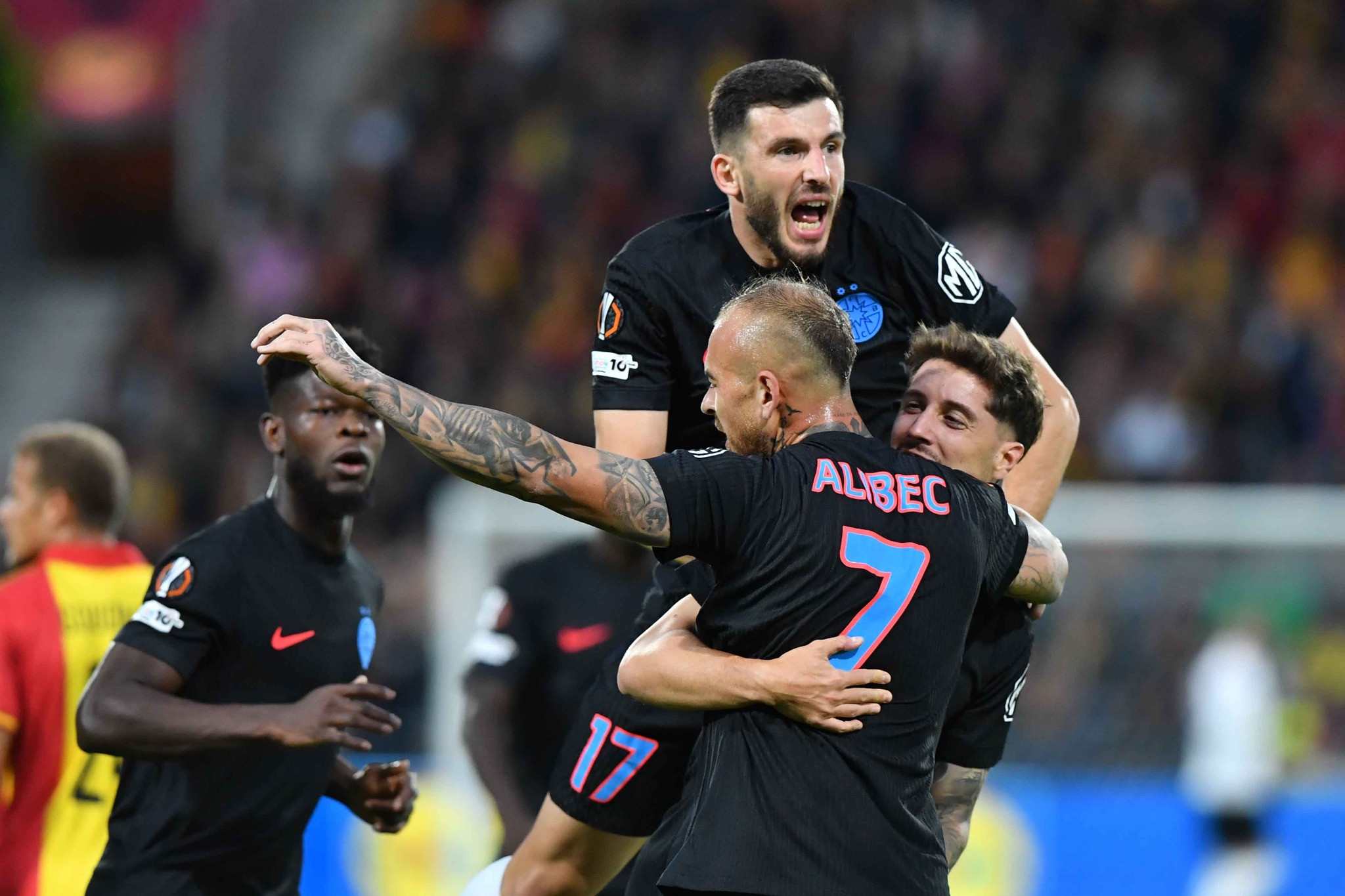 Primele imagini cu jucătorii lui FCSB &icirc;n Antalya! Cum arată lotul campioanei