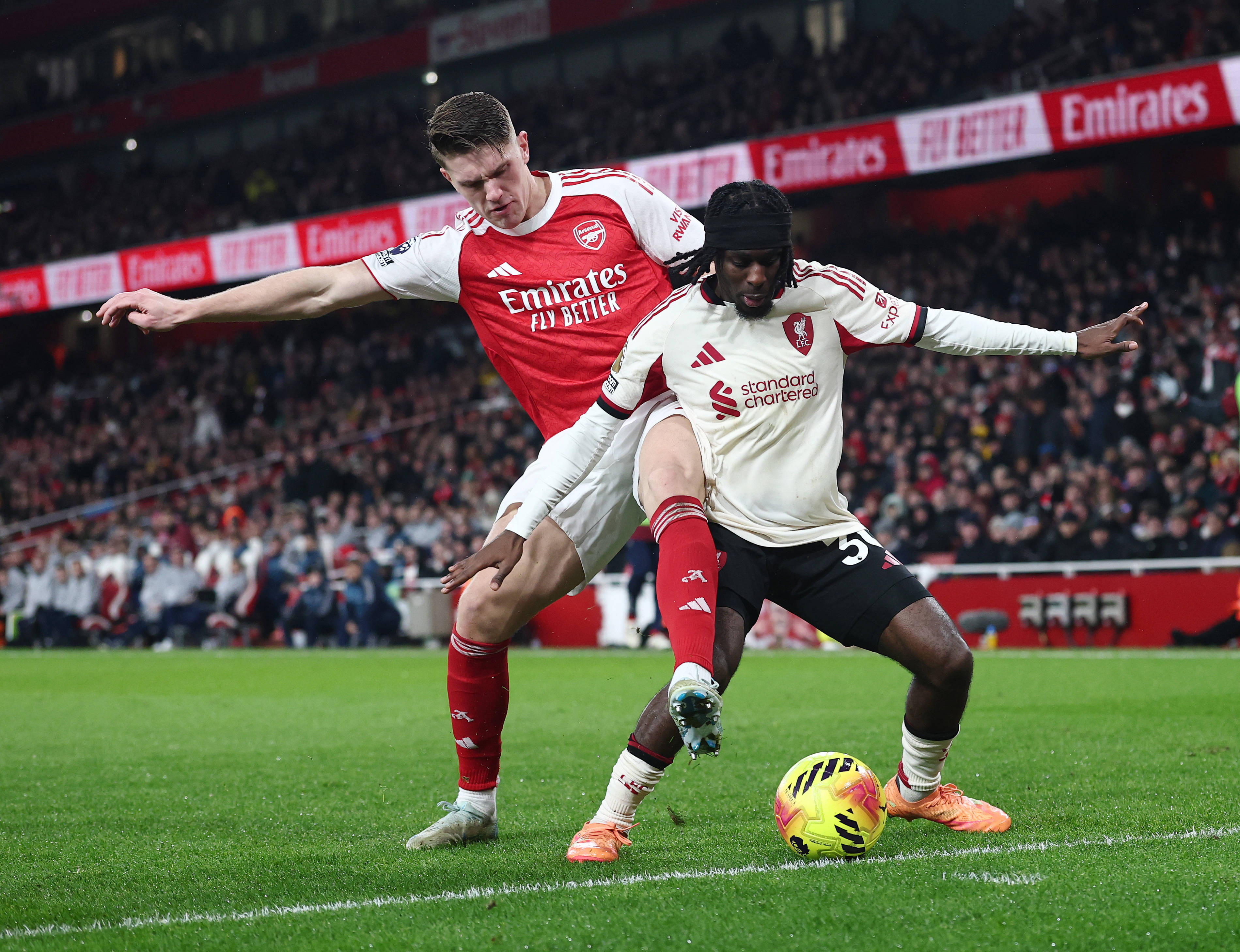 Cum arată Premier League după Arsenal - Liverpool 0-0. &rdquo;Tunarii&rdquo; au ratat o șansă bună