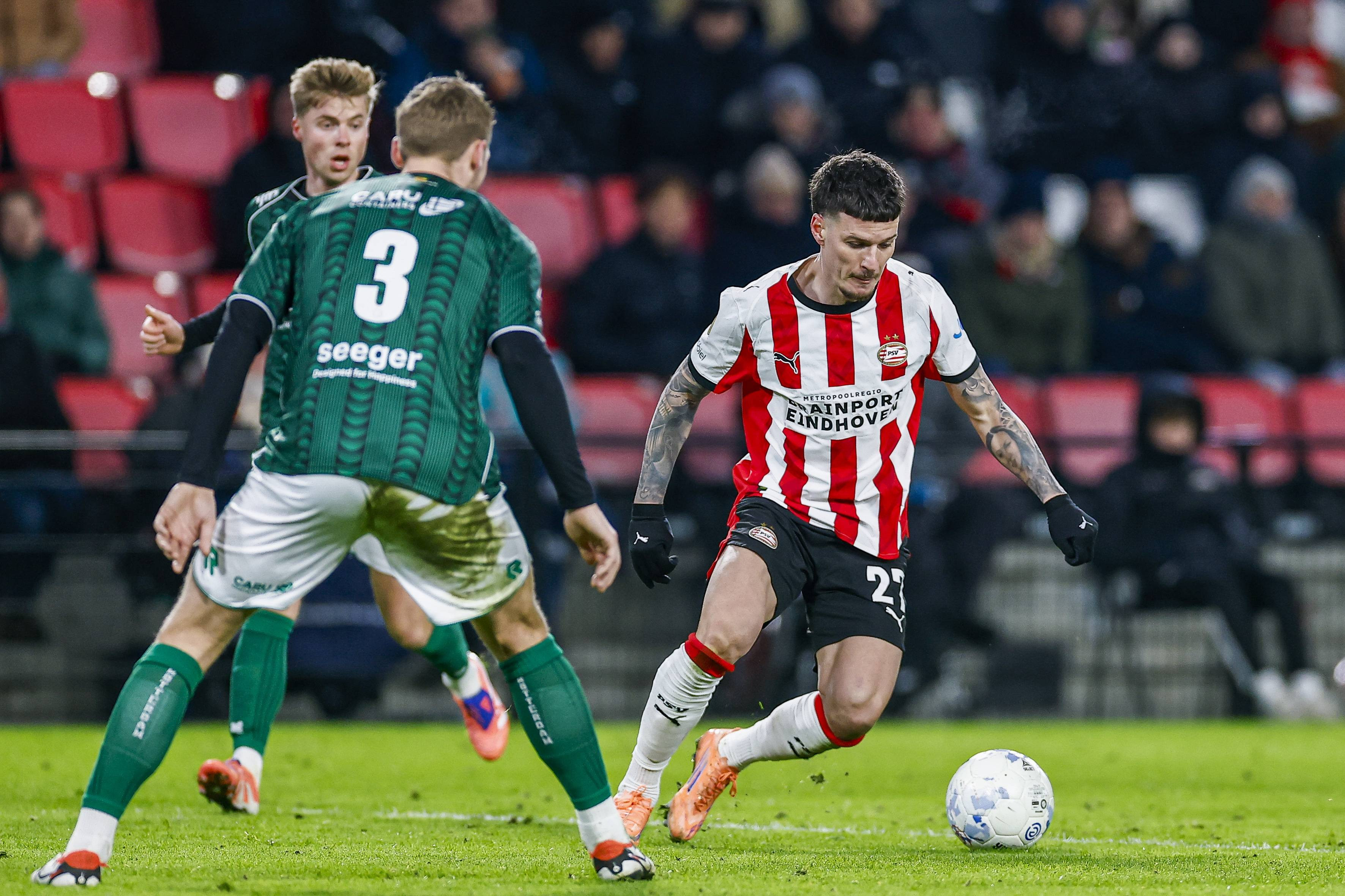 Dennis Man a impresionat din nou și a primit o notă uriașă: gol, pasă de gol și bară