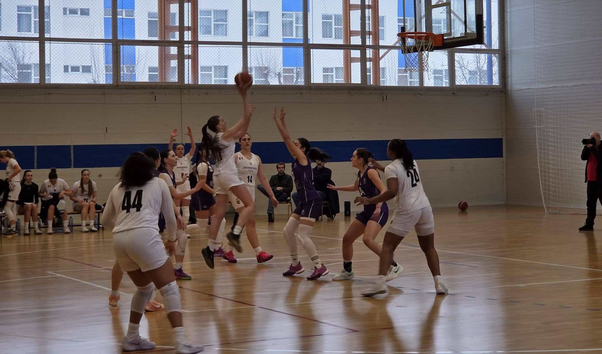 Succes clar pentru CS Universitatea Cluj-Napoca &icirc;n campionat la baschet feminin